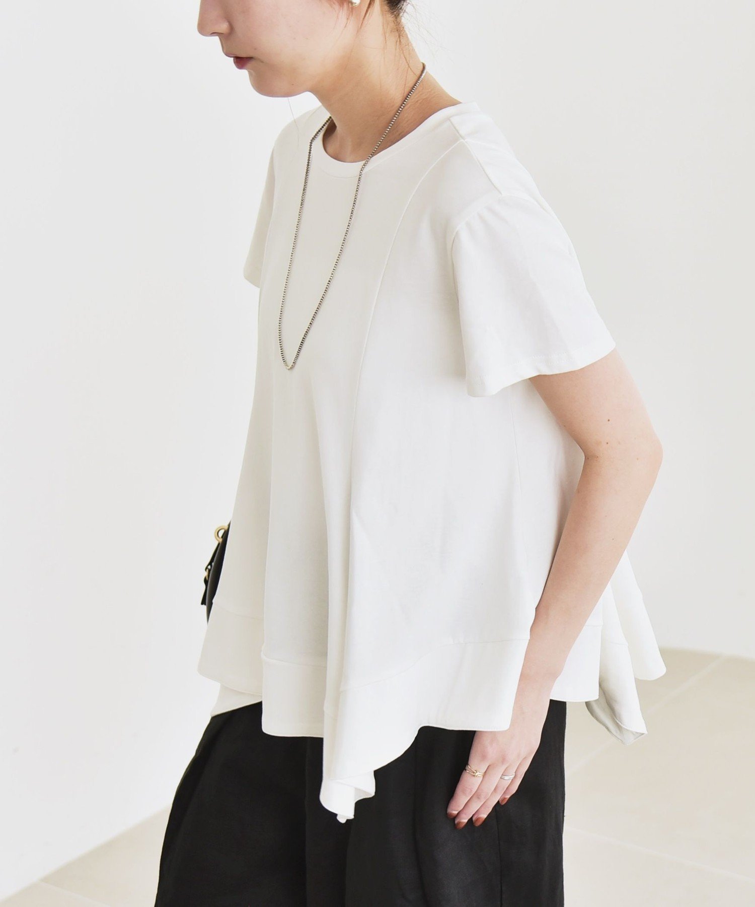 【シップス フォー ウィメン/SHIPS】のquaranciel 手洗い可能 ハンカチーフヘム フレア クルーネック TEE 人気、トレンドファッション・服の通販 founy(ファニー) 　ファッション　Fashion　レディースファッション　Fashion for Women　アクセサリー　Fashion Accessories　イエロー　Yellow　洗える　Machine Washable　カットソー　Cut and Sewn Top　コンパクト　Compact, Small Size　スラックス　Slacks, Dress Pants　タイトスカート　Pencil Skirt, Tight Skirt　デニム　Denim, Jeans Material　バランス　Balance, Style Balance　フェミニン　Feminine, Girly　フレア　Flare, Flared　ベーシック　Basic, Essential　夏　Summer　2025年　2025　2025春夏・S/S　Spring/Summer 2025 SS25　 other-1|ID: prp329100004827426 ipo3291000000035127717