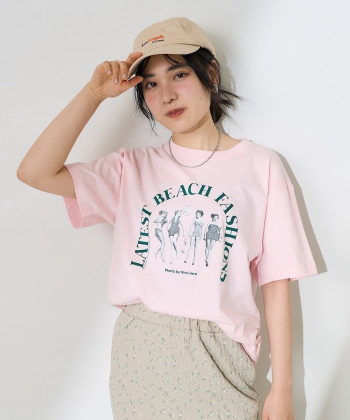 【フリークスストア/FREAK'S STORE】のGirls photo Beach アーチロゴTシャツ 25SS インテリア・キッズ・メンズ・レディースファッション・服の通販 founy(ファニー) 　ファッション　Fashion　レディースファッション　Fashion for Women　トップス・カットソー　Cut & Sew Tops　シャツ・ブラウス・オフィスカジュアル　Elegant Blouses & Button-Ups　ロングTシャツ・Tシャツ　Longline T-Shirts & Tees　2025年　2025　2025春夏・S/S　Spring/Summer 2025 SS25　ジャケット　Jacket, Outerwear　プリント　Print, Printed Pattern　夏　Summer　S/S・春夏　SS, Spring/Summer, Warm Season　羽織　Haori, Light Jacket　ピンク|ID: prp329100004827428 ipo3291000000035127786
