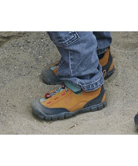 【キーン/KEEN / KIDS】のCHILDREN JASPER II キッズ ジャスパー ツー 人気、トレンドファッション・服の通販 founy(ファニー) ファッション Fashion キッズファッション Fashion for Kids アウトドア Outdoor Clothing クッション Cushion, Throw Pillow 軽量 Lightweight, Ultra Light シューズ Shoes, Footwear スニーカー Sneakers, Trainers フィット Fit, Slim Fit メッシュ Mesh, Net Fabric ライニング Inner Lining, Inner Fabric, Lined |ID:prp329100004827445