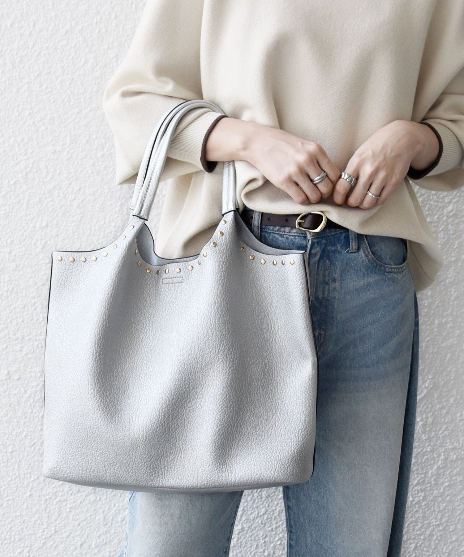 【シップス フォー ウィメン/SHIPS】の【WEB限定】SHIPS any ポーチ付き スタッズ A4 トート バッグ 人気、トレンドファッション・服の通販 founy(ファニー) 　ファッション　Fashion　レディースファッション　Fashion for Women　バッグ　Bags　ポーチ&ミニバッグ　Pouches & Mini Bags　インナー　Innerwear　ショルダー　Shoulder, Shoulder Strap　シンプル　Simple, Minimal　スタッズ　Studs, Metal Accents　ポケット　Pocket, Pocket Detail　ポーチ　Pouch, Small Case　マグネット　Magnet, Magnetic Closure　ビジネス 仕事 通勤　Business / Work / Commuting　2025年　2025　2025-2026秋冬・A/W　Autumn/Winter 2025–26 AW25–26　 other-1|ID: prp329100004827635 ipo3291000000035130321