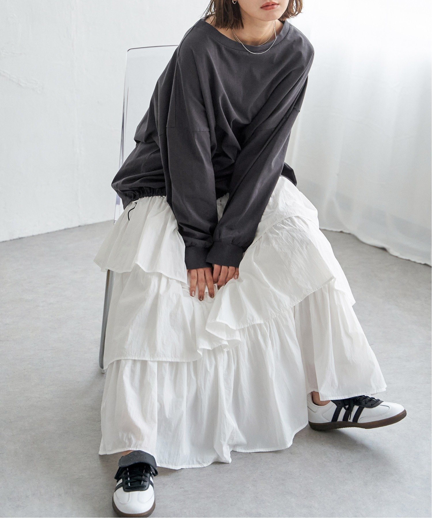 【ノッチ/notch】の【 notch. by KR 】ドローコードビッグロンT/ ドロストロンT 人気、トレンドファッション・服の通販 founy(ファニー) 　ファッション　Fashion　レディースファッション　Fashion for Women　トップス・カットソー　Cut & Sew Tops　ロングTシャツ・Tシャツ　Longline T-Shirts & Tees　アクセサリー　Fashion Accessories　キャップ　Cap, Baseball Cap　コラボ　Collaboration, Collab　シルバー　Silver, Metallic Silver　シンプル　Simple, Minimal　スニーカー　Sneakers, Trainers　スラックス　Slacks, Dress Pants　デニム　Denim, Jeans Material　ドローコード　Drawcord, Drawstring Cord　人気　Popular, Best Seller　長袖　Long Sleeve, Full Sleeve　バランス　Balance, Style Balance　バルーン　Balloon, Balloon Silhouette　フロント　Front, Front Design　ベーシック　Basic, Essential　モノトーン　Monotone, Black and White　おすすめ　Recommended / Our Picks　2026年　2026　 other-1|ID: prp329100004827697 ipo3291000000035131056