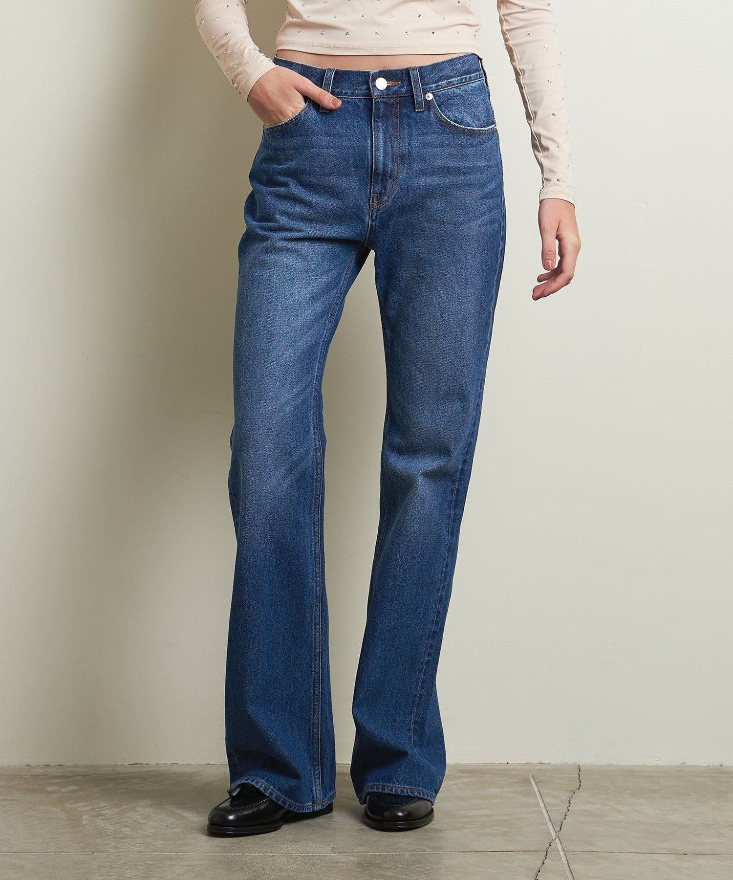 【ユナイテッドアローズ/UNITED ARROWS】のATTISESSION フレア デニムパンツ/466 インテリア・キッズ・メンズ・レディースファッション・服の通販 founy(ファニー) 　ファッション　Fashion　レディースファッション　Fashion for Women　パンツ　Pants & Trousers　デニムパンツ・ジーンズ・美脚デニム　Denim Jeans & Pants　ダメージ　Distressed, Destroyed　デニム　Denim, Jeans Material　定番　Standard, Basic Item　フレア　Flare, Flared　ポケット　Pocket, Pocket Detail　メタル　Metal, Metal Parts　ループ　Loop, Loop Knit　アウトレット　Outlet / Clearance　おすすめ　Recommended / Our Picks　COBALT|ID: prp329100004827775 ipo3291000000035132038