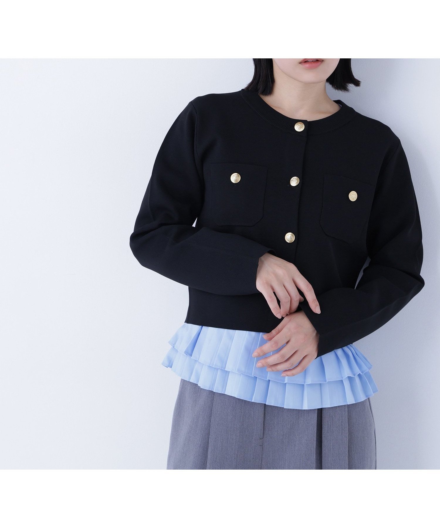 【ナチュラル ビューティー ベーシック/NATURAL BEAUTY BASIC】のエンブレムボタンニットジャケット インテリア・キッズ・メンズ・レディースファッション・服の通販 founy(ファニー) 　ファッション　Fashion　レディースファッション　Fashion for Women　アウター　Coat / Outerwear Collection　レディースジャケット・軽アウター　Jackets　カーディガン　Cardigan, Knitwear　シンプル　Simple, Minimal　ジャケット　Jacket, Outerwear　フラット　Flat, Flat Shoes　ミラノリブ　Milano Rib, Milano Stitch　人気　Popular, Best Seller　ブラック|ID: prp329100004828004 ipo3291000000035135220