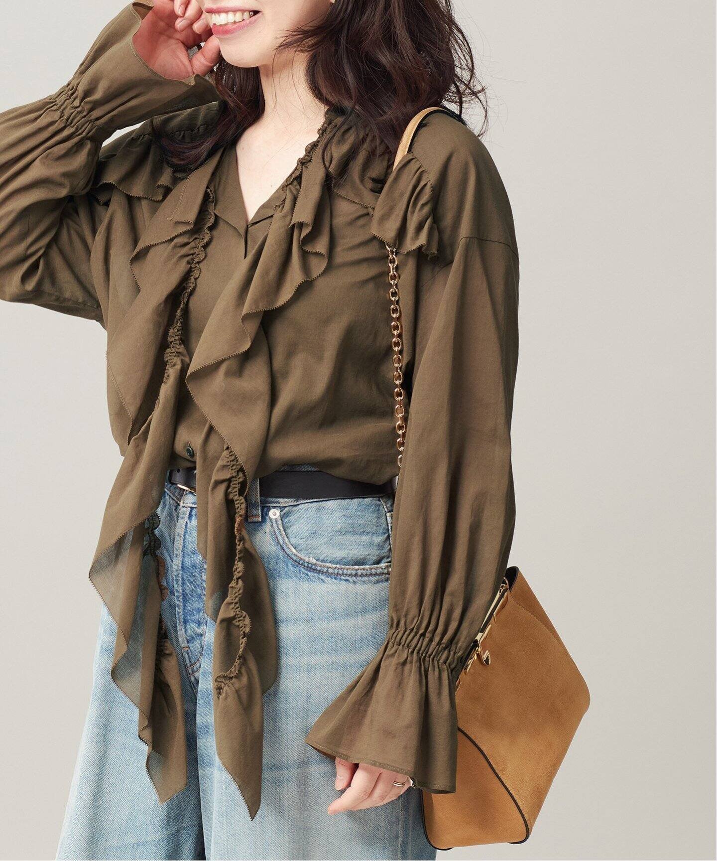 【ジャーナルスタンダード レサージュ/journal standard L'essage】の80ボイルフリルシャツ 人気、トレンドファッション・服の通販 founy(ファニー) 　ファッション　Fashion　レディースファッション　Fashion for Women　トップス・カットソー　Cut & Sew Tops　シャツ・ブラウス・オフィスカジュアル　Elegant Blouses & Button-Ups　2025年　2025　2025-2026秋冬・A/W　Autumn/Winter 2025–26 AW25–26　ギャザー　Gathered, Ruffled　フリル　Frill, Ruffle　フロント　Front, Front Design　洗える　Machine Washable　 other-1|ID: prp329100004828036 ipo3291000000035135693