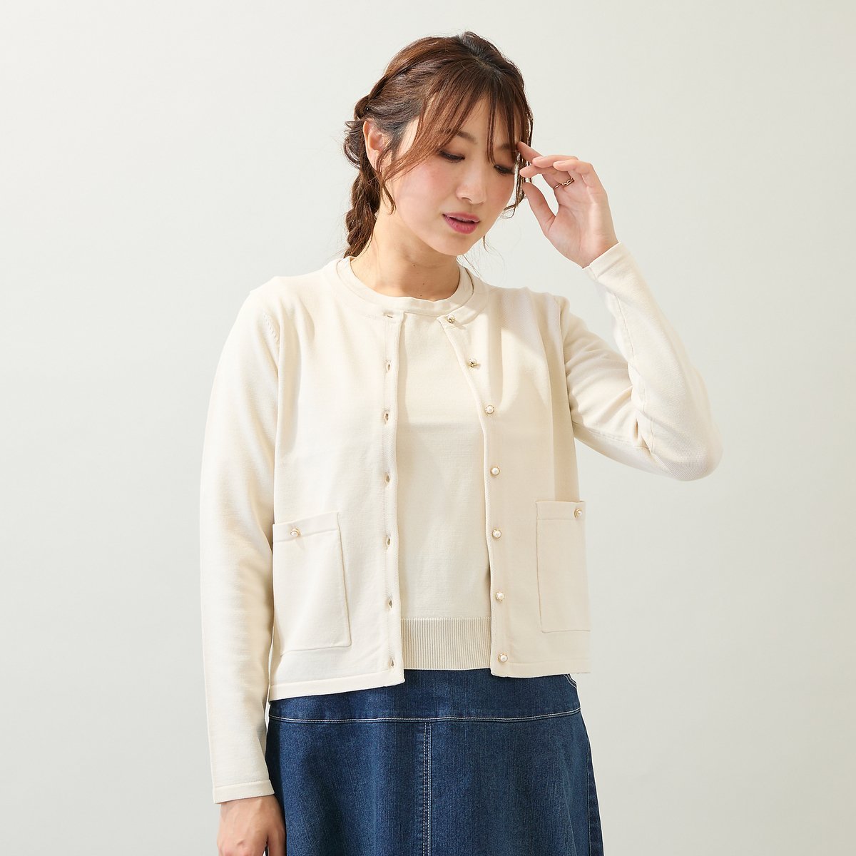 【ローズティアラ/Rose Tiara】の【ブローチ付き】アンサンブルニット インテリア・キッズ・メンズ・レディースファッション・服の通販 founy(ファニー) 　ファッション　Fashion　レディースファッション　Fashion for Women　トップス・カットソー　Cut & Sew Tops　ニット　Knit Tops & Sweaters　アンサンブルニット　Knit Ensembles & Twin Sets　アンサンブル　Ensemble Set　シンプル　Simple, Minimal　スリーブ　Sleeve, Long Sleeve / Short Sleeve　ハーフ　Half, Half-Length　パール　Pearl, Pearl Accent　ブローチ　Brooch, Pin Brooch　ポケット　Pocket, Pocket Detail　リボン　Ribbon, Bow　オフ|ID: prp329100004828207 ipo3291000000035137663