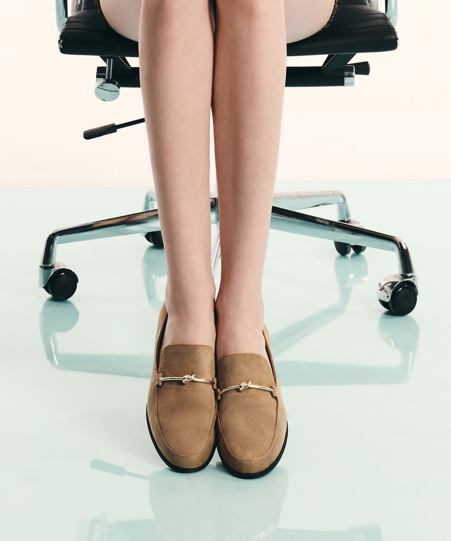 【チャールズ アンド キース/CHARLES & KEITH】のメタリック ノットバーローファー インテリア・キッズ・メンズ・レディースファッション・服の通販 founy(ファニー) ファッション Fashion レディースファッション Fashion for Women フォルム Silhouette, Form メタル Metal, Metal Parts 定番 Standard, Basic Item Camel|ID: prp329100004828208 ipo3291000000035137672