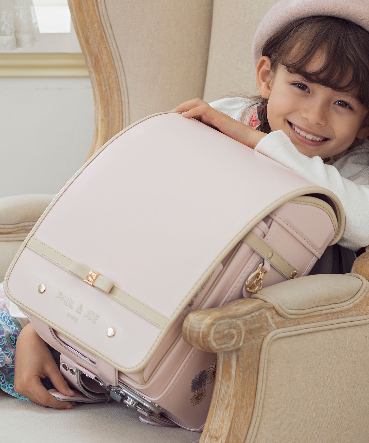 【シフォン/SHIFFON / KIDS】のクリザンテームフレンチリボンランドセル【即納】 インテリア・キッズ・メンズ・レディースファッション・服の通販 founy(ファニー) 　ファッション　Fashion　キッズファッション　Fashion for Kids　エレガント 上品　Elegant　コレクション　Collection, Seasonal Line　スウィート　Sweet, Cute Style　スカーフ　Scarf, Neckwear　スタイリッシュ　Stylish, Fashionable　ダメージ　Distressed, Destroyed　パステル　Pastel, Soft Color　フィット　Fit, Slim Fit　フラット　Flat, Flat Shoes　フロント　Front, Front Design　プリント　Print, Printed Pattern　プレート　Plate, Dish　ポケット　Pocket, Pocket Detail　ラウンド　Round, Round Neck　リボン　Ribbon, Bow　nail pink|ID: prp329100004828327 ipo3291000000035138879