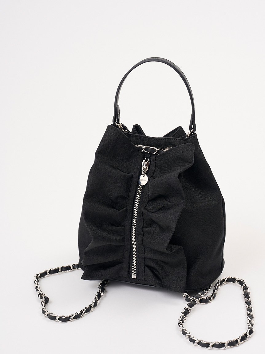 【セルフォード/CELFORD】のチェーンショルダーフリルサック インテリア・キッズ・メンズ・レディースファッション・服の通販 founy(ファニー) 　ファッション　Fashion　レディースファッション　Fashion for Women　ギャザー　Gathered, Ruffled　ショルダー　Shoulder, Shoulder Strap　スマート　Smart, Elegant　チェーン　Chain, Chain Strap　フリル　Frill, Ruffle　ポケット　Pocket, Pocket Detail　ラグジュアリー　Luxury, Elegant　リボン　Ribbon, Bow　BLK[009]|ID: prp329100004828342 ipo3291000000035139028