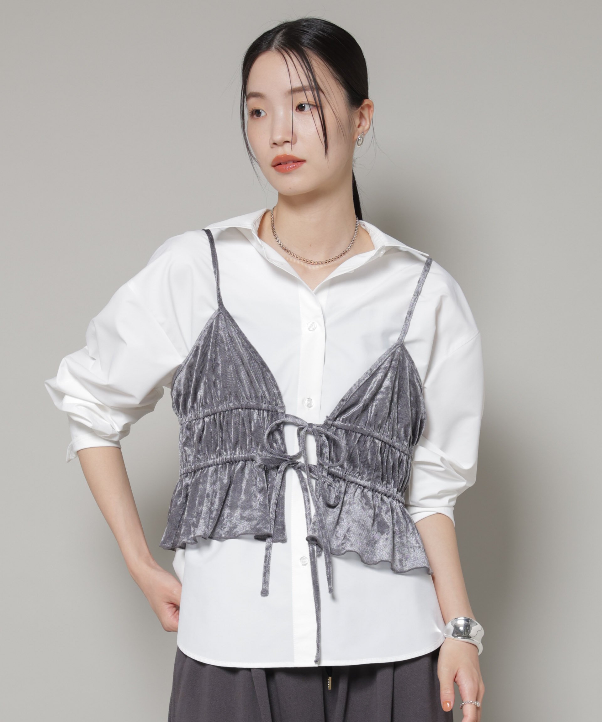 【ナノ ユニバース/nano universe】のフロントリボンキャミソールビスチェ インテリア・キッズ・メンズ・レディースファッション・服の通販 founy(ファニー) 　ファッション　Fashion　レディースファッション　Fashion for Women　トップス・カットソー　Cut & Sew Tops　キャミソール&ノースリーブ　Camisoles & Sleeveless Tops　ビスチェ　Bustiers & Corset Tops / Layered Bustier Style　アクセサリー　Fashion Accessories　インナー　Innerwear　ギャザー　Gathered, Ruffled　シンプル　Simple, Minimal　ジャケット　Jacket, Outerwear　トレンド　Trend, Trending Now　フェミニン　Feminine, Girly　フロント　Front, Front Design　ベロア　Velour, Soft Velvet　リブニット　Rib Knit, Ribbed Knit　リボン　Ribbon, Bow　アウトレット　Outlet / Clearance　おすすめ　Recommended / Our Picks　2026年　2026　グレー|ID: prp329100004828357 ipo3291000000035139136