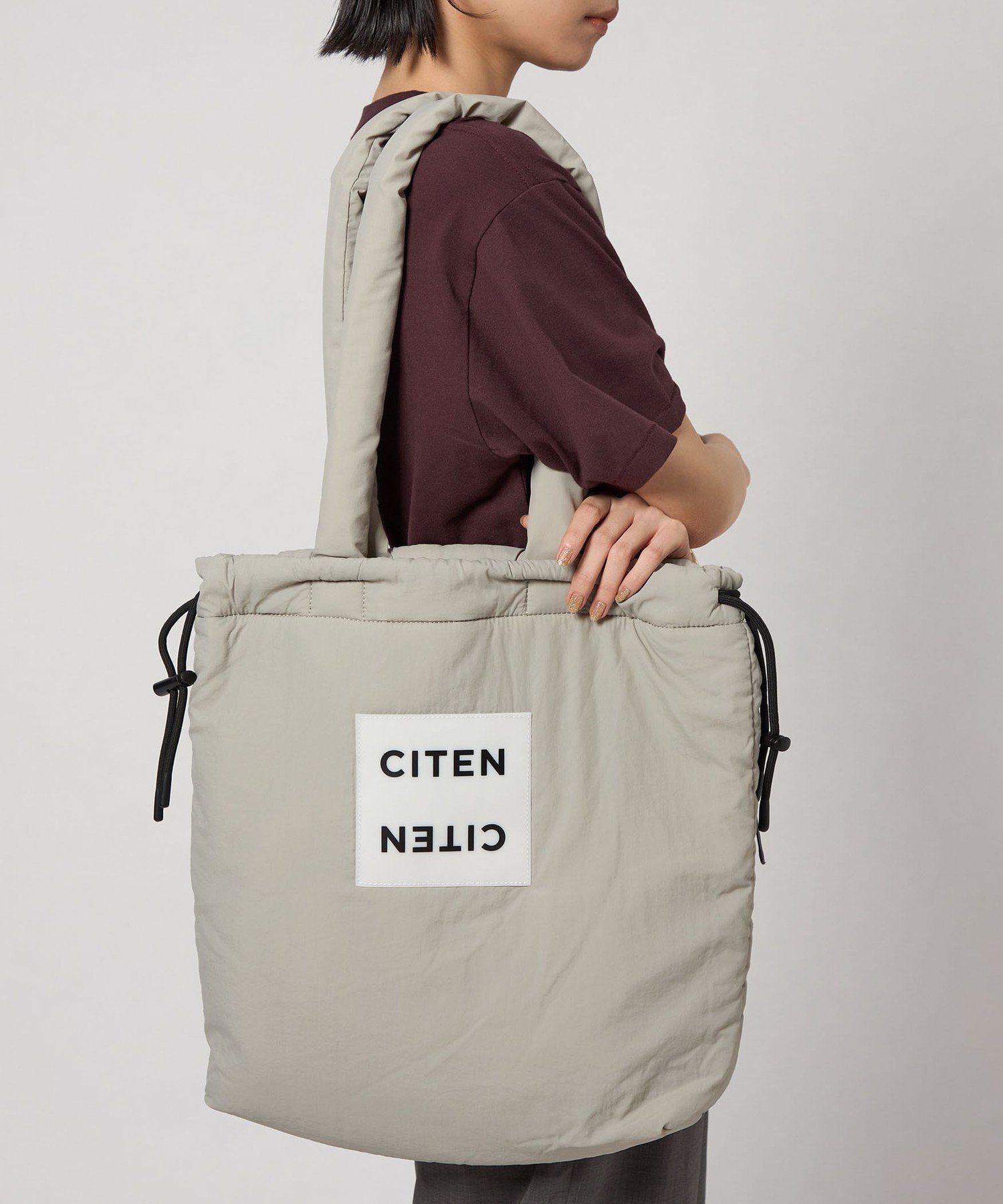 【シテン/CITEN】のCITEN CITENパファーキンチャクトート インテリア・キッズ・メンズ・レディースファッション・服の通販 founy(ファニー) 　ファッション　Fashion　レディースファッション　Fashion for Women　バッグ　Bags　巾着　Drawstring Bag, Kinchaku　フィット　Fit, Slim Fit　フォルム　Silhouette, Form　ポケット　Pocket, Pocket Detail　A/W・秋冬　Autumn/Winter　ビジネス 仕事 通勤　Business / Work / Commuting　LT.GRAY|ID: prp329100004828362 ipo3291000000035139244