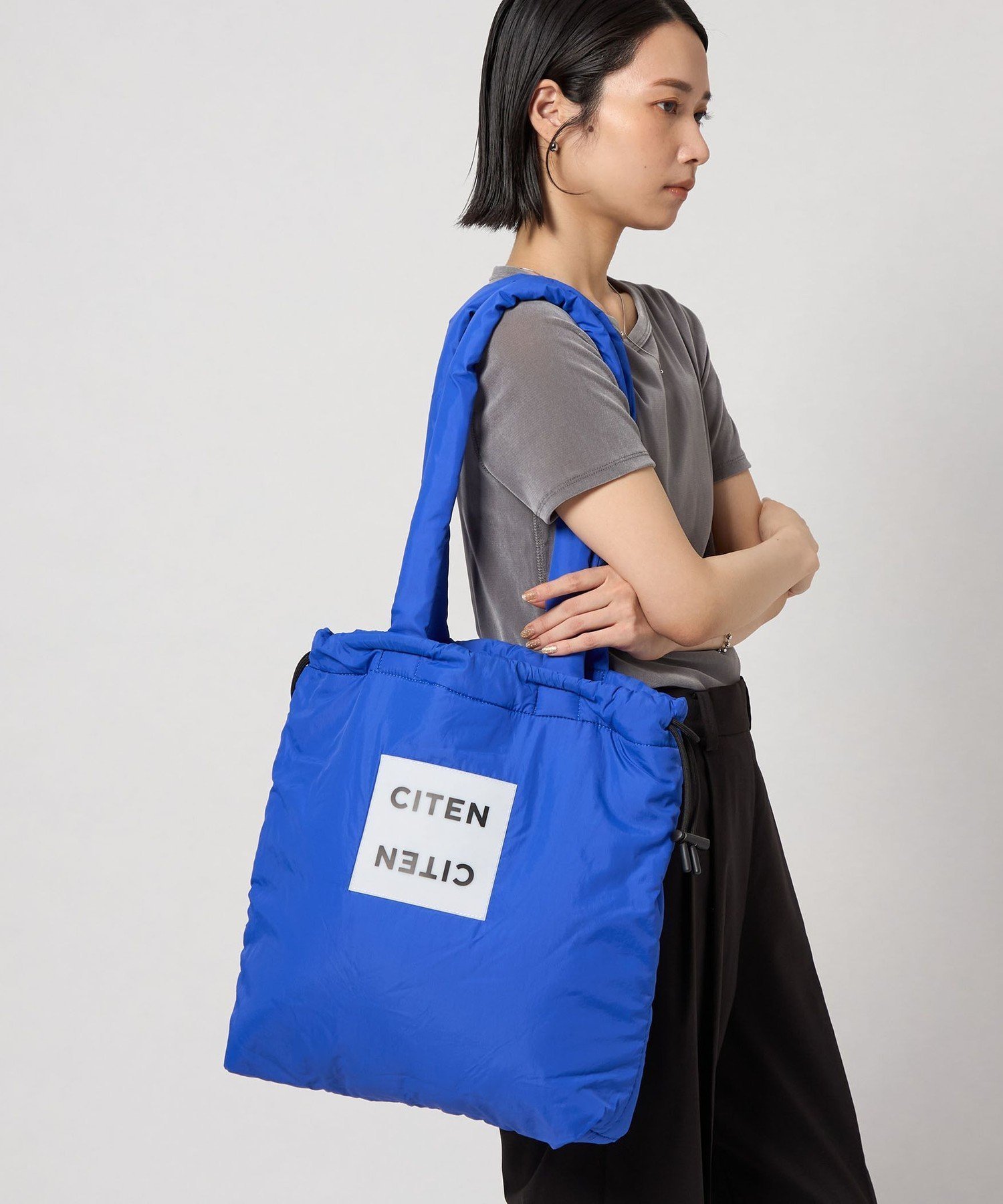 【シテン/CITEN】のCITEN CITENパファーキンチャクトート インテリア・キッズ・メンズ・レディースファッション・服の通販 founy(ファニー) 　ファッション　Fashion　レディースファッション　Fashion for Women　バッグ　Bags　巾着　Drawstring Bag, Kinchaku　フィット　Fit, Slim Fit　フォルム　Silhouette, Form　ポケット　Pocket, Pocket Detail　A/W・秋冬　Autumn/Winter　ビジネス 仕事 通勤　Business / Work / Commuting　ROYAL|ID: prp329100004828362 ipo3291000000035139246