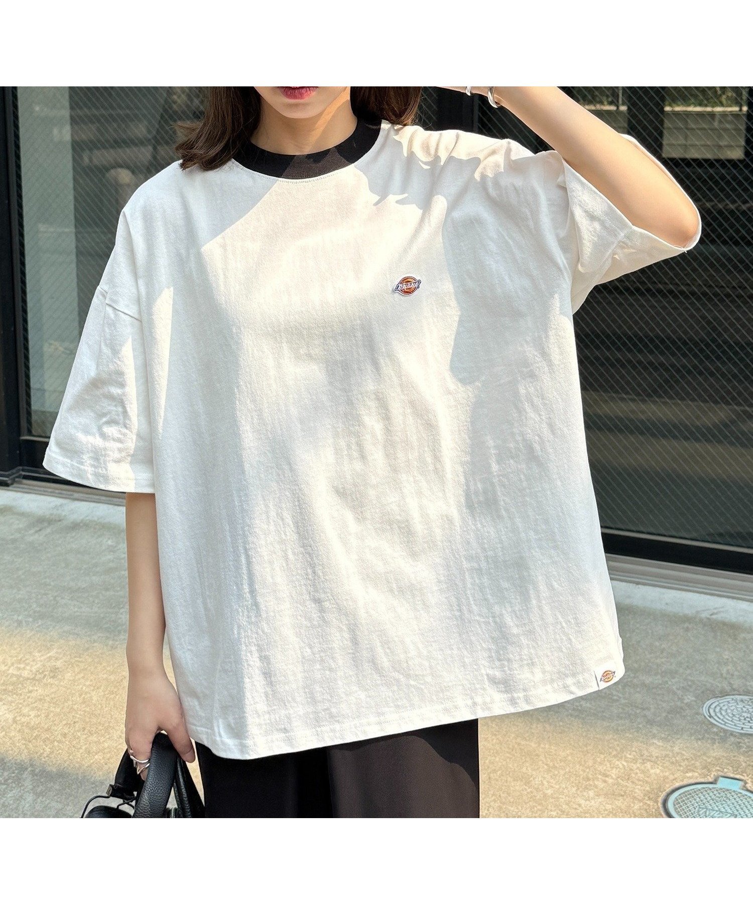 【セットアップセブン/SETUP7】のDickies/【別注】左胸刺繍ワッペンTシャツ 5222-TTMDK2 ディッキーズ インテリア・キッズ・メンズ・レディースファッション・服の通販 founy(ファニー) 　ファッション　Fashion　レディースファッション　Fashion for Women　トップス・カットソー　Cut & Sew Tops　シャツ・ブラウス・オフィスカジュアル　Elegant Blouses & Button-Ups　ロングTシャツ・Tシャツ　Longline T-Shirts & Tees　アウトドア　Outdoor Clothing　カーゴパンツ　Cargo Pants, Utility Pants　ショート　Short, Short Length　シンプル　Simple, Minimal　スタイリッシュ　Stylish, Fashionable　スニーカー　Sneakers, Trainers　デニム　Denim, Jeans Material　トレンド　Trend, Trending Now　定番　Standard, Basic Item　ハーフ　Half, Half-Length　別注　Limited Edition, Custom Order　リラックス　Relax, Relaxed Fit　ワーク　Workwear, Utility Style　再入荷　Restock / Back in Stock　おすすめ　Recommended / Our Picks　夏　Summer　WHT1|ID: prp329100004828392 ipo3291000000035139566