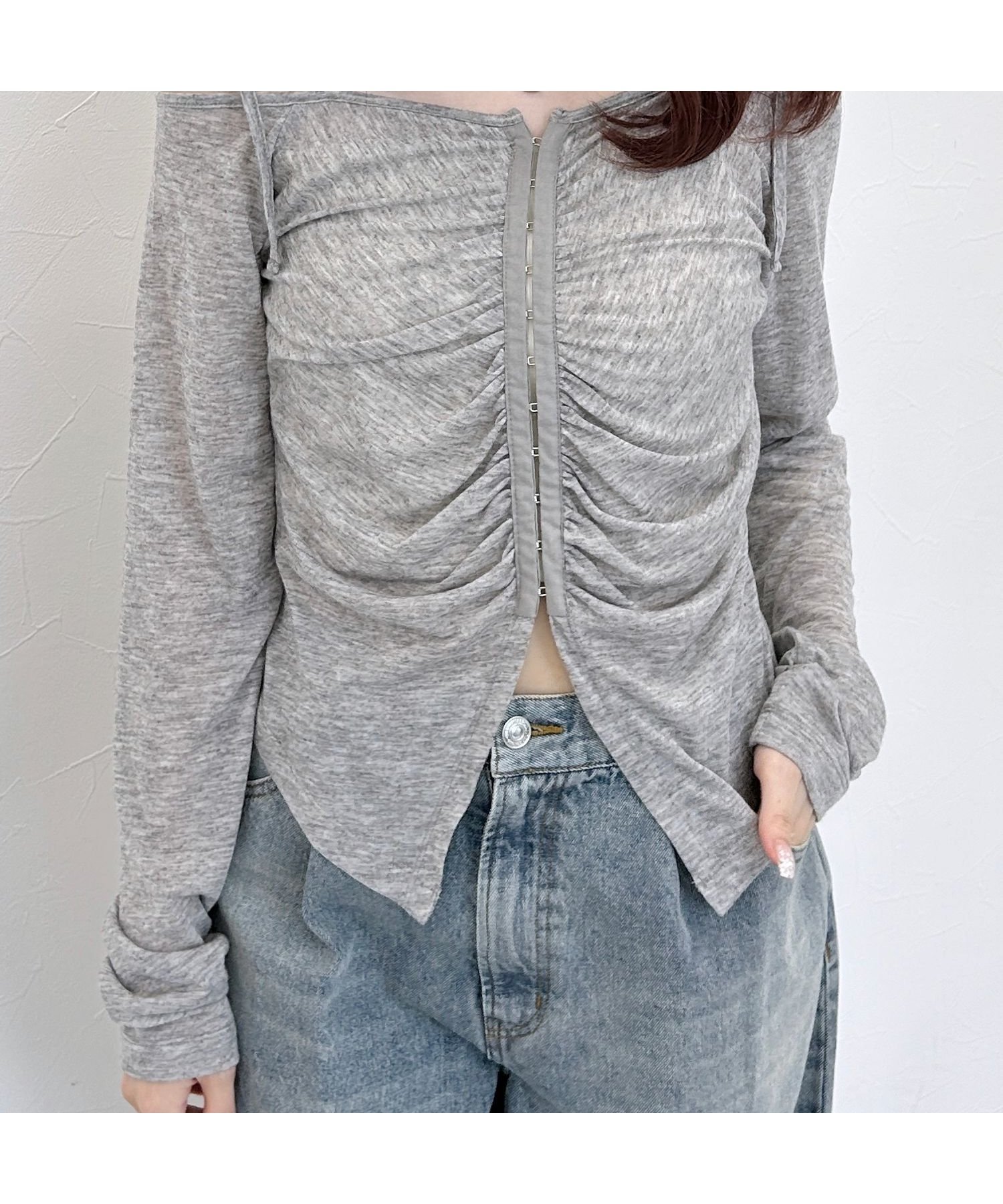 【ヘザー/Heather】のギャザーフロントホックプルオーバー インテリア・キッズ・メンズ・レディースファッション・服の通販 founy(ファニー) 　ファッション　Fashion　レディースファッション　Fashion for Women　トップス・カットソー　Cut & Sew Tops　カジュアルプルオーバー・ニットトップス　Pullovers & Knit Tops / Casual Pullovers　おすすめ　Recommended / Our Picks　インナー　Innerwear　カットソー　Cut and Sewn Top　スリット　Slit, Slit Detail　デニム　Denim, Jeans Material　トレンド　Trend, Trending Now　フロント　Front, Front Design　グレー|ID: prp329100004828404 ipo3291000000035139717