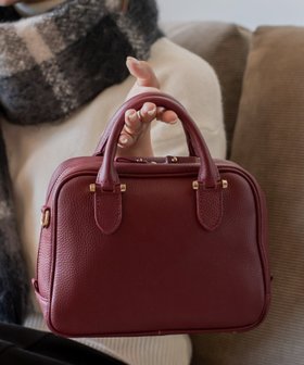 【ヴィータフェリーチェ/VitaFelice】の本革2wayスクエアミニバッグ ハンドバッグ レディース 入学式 卒業式 オケージョン 人気、トレンドファッション・服の通販 founy(ファニー) ファッション Fashion レディースファッション Fashion for Women オケージョン Occasion Wear ショルダー Shoulder, Shoulder Strap シンプル Simple, Minimal スクエア Square, Square Shape セレモニー Ceremony パーティ Party, Party Style エレガント 上品 Elegant 入学式 Entrance Ceremony 卒業式 Graduation Ceremony |ID:prp329100004828424