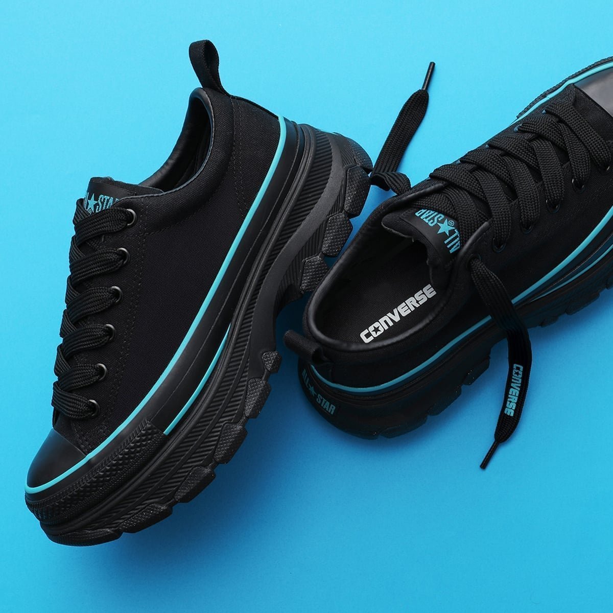 【コンバース/CONVERSE】の【公式】オールスター トレックウエーブ AP OX 厚底 ローカット インテリア・キッズ・メンズ・レディースファッション・服の通販 founy(ファニー) 　ファッション　Fashion　レディースファッション　Fashion for Women　インソール　Shoe Insole　クッション　Cushion, Throw Pillow　シューズ　Shoes, Footwear　フォーム　Form　ラバー　Rubber, Rubber Sole　厚底　Platform Shoes　定番　Standard, Basic Item　ブラック/ブルー|ID: prp329100004828449 ipo3291000000035140028