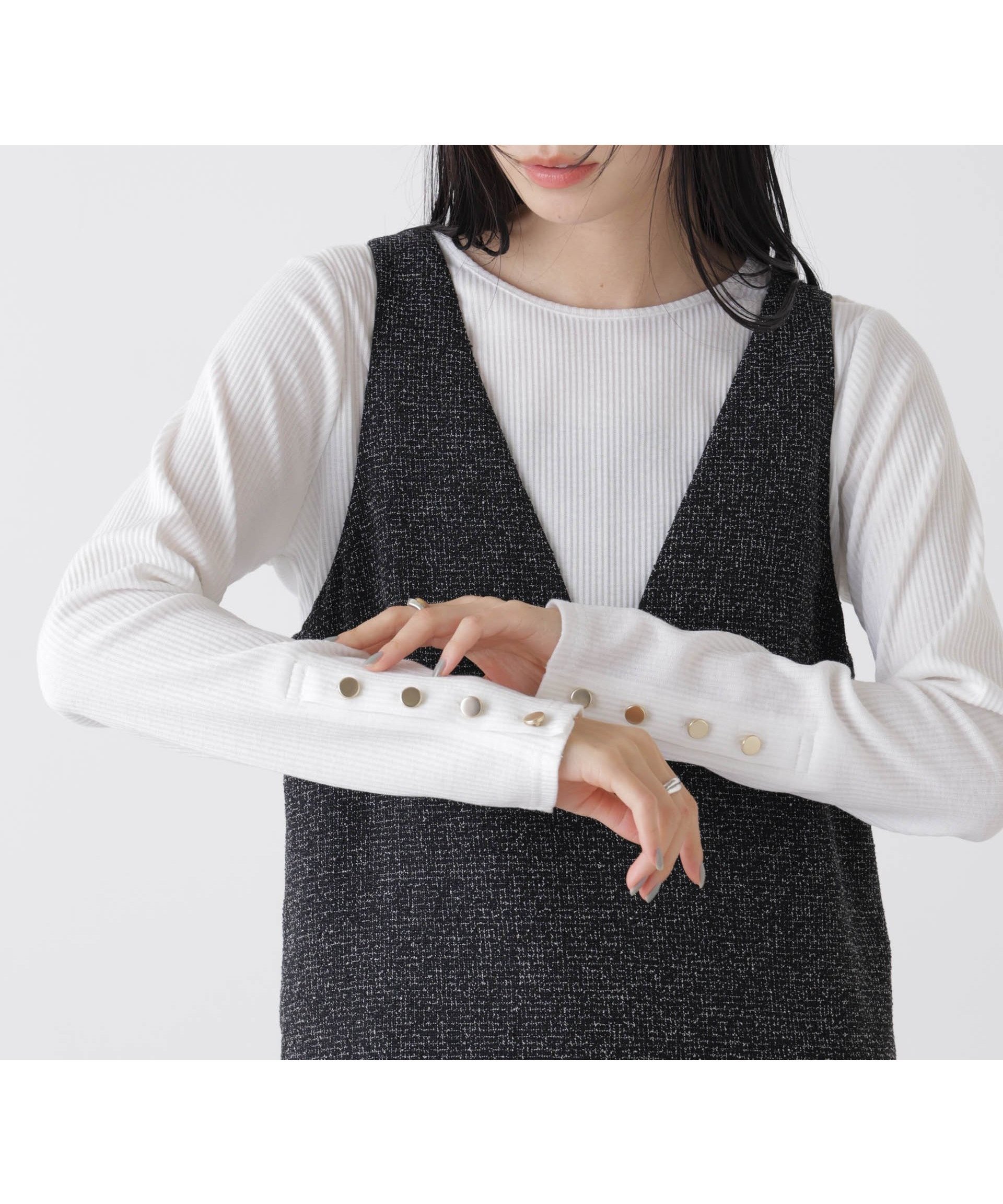 【ナノ ユニバース/nano universe】のメタルボタンスリーブクルーネックリブカットトップス インテリア・キッズ・メンズ・レディースファッション・服の通販 founy(ファニー) ファッション Fashion レディースファッション Fashion for Women トップス・カットソー Cut & Sew Tops イエロー Yellow インナー Innerwear 春 Spring カットソー Cut and Sewn Top カーディガン Cardigan, Knitwear シンプル Simple, Minimal ジャケット Jacket, Outerwear デコルテ Décolleté, Neckline ベーシック Basic, Essential ロング Long, Long-Length アウトレット Outlet / Clearance 2026年 2026 ホワイト|ID: prp329100004828538 ipo3291000000035140812