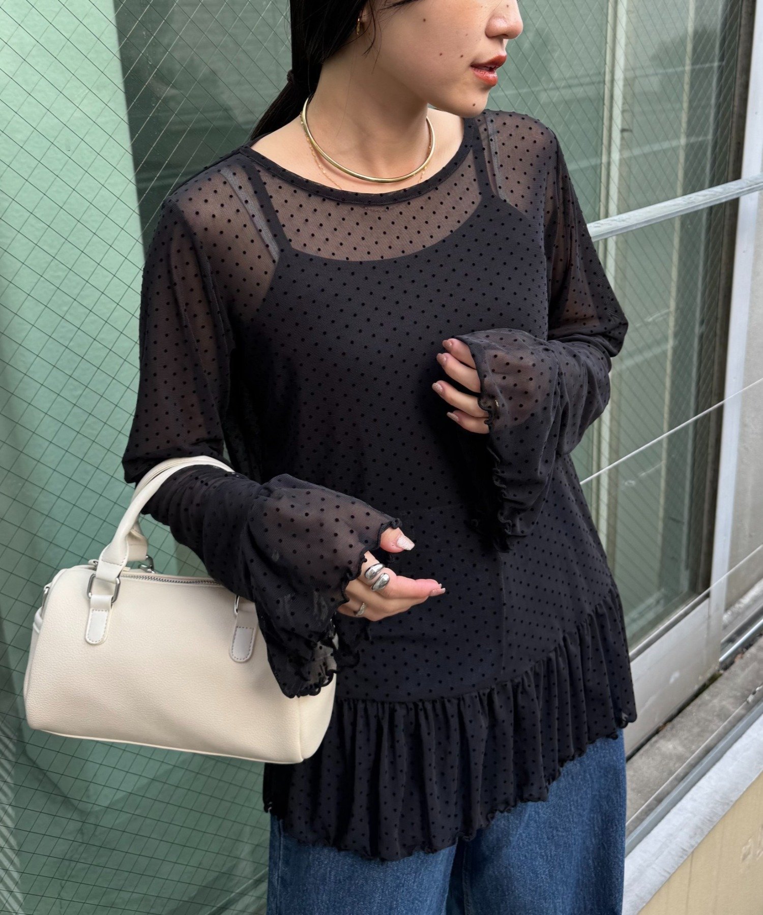 【チャオパニックティピー/CIAOPANIC TYPY】の【レイヤードにおすすめ】フロッキードットチュールフリルトップス インテリア・キッズ・メンズ・レディースファッション・服の通販 founy(ファニー) 　ファッション　Fashion　レディースファッション　Fashion for Women　トップス・カットソー　Cut & Sew Tops　インナー　Innerwear　カーディガン　Cardigan, Knitwear　キャミワンピース　Cami Dress, Slip Dress　ギャザー　Gathered, Ruffled　シンプル　Simple, Minimal　ジャケット　Jacket, Outerwear　スラックス　Slacks, Dress Pants　タイトスカート　Pencil Skirt, Tight Skirt　チュール　Tulip, Tulip Motif　デニム　Denim, Jeans Material　ドット　Polka Dot, Dot Pattern　フリル　Frill, Ruffle　ボトム　Bottoms, Lower Wear　ミックス　Mix, Mixed Style　おすすめ　Recommended / Our Picks　ブラック|ID: prp329100004828548 ipo3291000000035140876