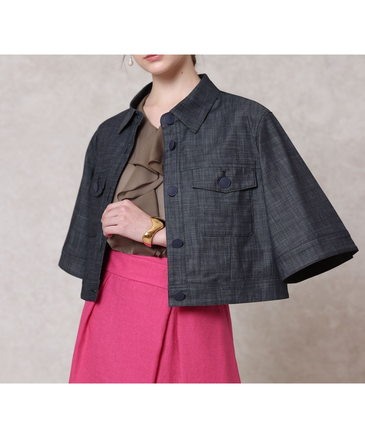 【アナイ/ANAYI】の【セットアップ対応商品】スラブデニムライク5分袖ブルゾン インテリア・キッズ・メンズ・レディースファッション・服の通販 founy(ファニー) 　ファッション　Fashion　レディースファッション　Fashion for Women　アウター　Coat / Outerwear Collection　ブルゾンジャケット・スポーティアウター　Blouson Jackets　インディゴ　Indigo Denim　ストレッチ　Stretch, Stretchy Fabric　スマート　Smart, Elegant　セットアップ　Set-Up, Coordinated Outfit　デニム　Denim, Jeans Material　ブルゾン　Blouson, Bomber Jacket　リラックス　Relax, Relaxed Fit　S/S・春夏　SS, Spring/Summer, Warm Season　再入荷　Restock / Back in Stock　夏　Summer　navy|ID: prp329100004828559 ipo3291000000035140957