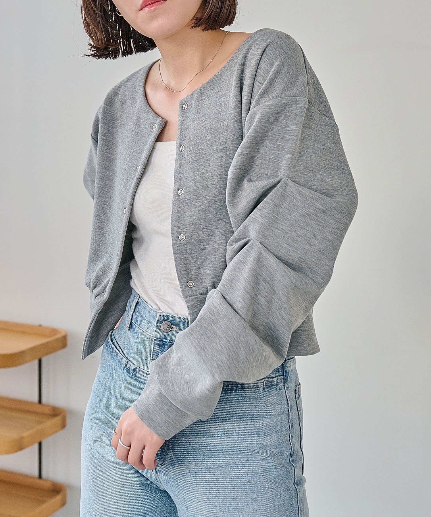 【カプリシューレマージュ/CAPRICIEUX LEMAGE】のダンボールタックスリーブカーディガン インテリア・キッズ・メンズ・レディースファッション・服の通販 founy(ファニー) 　ファッション　Fashion　レディースファッション　Fashion for Women　トップス・カットソー　Cut & Sew Tops　カーディガン・羽織り　Layered Style Cardigans　おすすめ　Recommended / Our Picks　スウェット / スエット　Sweatshirt, Sweatwear　デニム　Denim, Jeans Material　フォルム　Silhouette, Form　ボトム　Bottoms, Lower Wear　マキシ　Maxi, Full Length　レース　Lace, Lace Fabric　エレガント 上品　Elegant　グレー|ID: prp329100004828567 ipo3291000000035141047