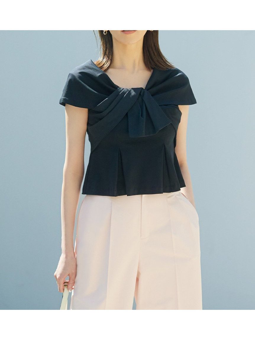 【セルフォード/CELFORD】のリボンモチーフカットソー インテリア・キッズ・メンズ・レディースファッション・服の通販 founy(ファニー) 　ファッション　Fashion　レディースファッション　Fashion for Women　トップス・カットソー　Cut & Sew Tops　カットソー・ベーシックTシャツ　Cut-and-Sewn Tops / Stretch Tees & Basics　エレガント 上品　Elegant　カットソー　Cut and Sewn Top　スマート　Smart, Elegant　デコルテ　Décolleté, Neckline　ペプラム　Peplum, Flared Hem　モチーフ　Motif, Design Theme　リボン　Ribbon, Bow　今季　This Season, Current Season　BLK[009]|ID: prp329100004828600 ipo3291000000035141510