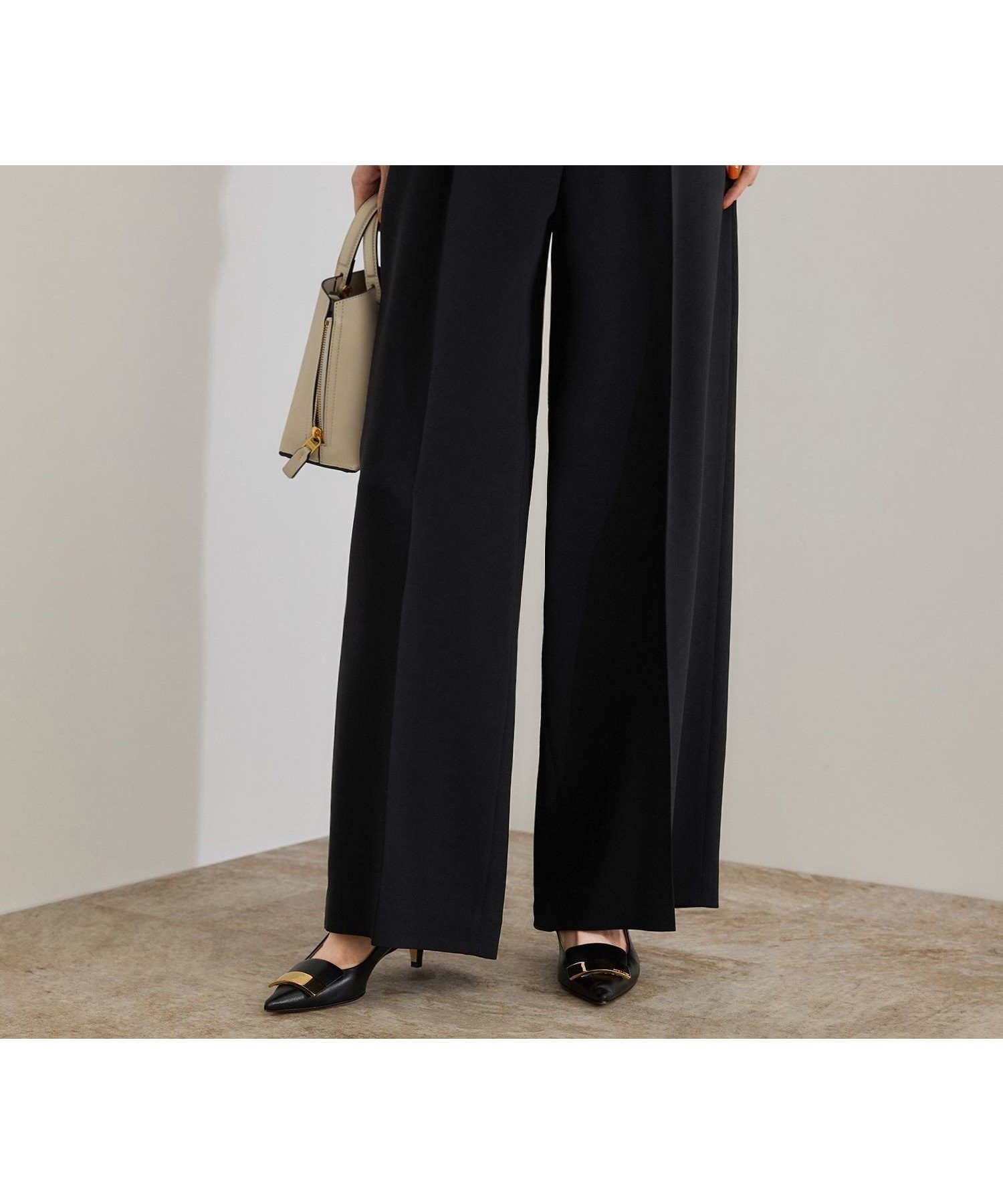 【ロペ/ROPE'】の【洗える】ダブルクロスワイドパンツ(美人パンツ) インテリア・キッズ・メンズ・レディースファッション・服の通販 founy(ファニー) 　ファッション　Fashion　レディースファッション　Fashion for Women　パンツ　Pants & Trousers　おすすめ　Recommended / Our Picks　とろみ　Fluid, Flowy Fabric　カットソー　Cut and Sewn Top　サテン　Satin, Glossy Fabric　ストレッチ　Stretch, Stretchy Fabric　ストレート　Straight, Straight Cut　ポケット　Pocket, Pocket Detail　エレガント 上品　Elegant　定番　Standard, Basic Item　洗える　Machine Washable　ブラック(01)|ID: prp329100004828617 ipo3291000000035141753