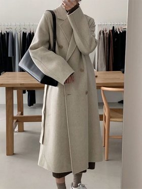 【ドゥーベル/Doux Belle】のベルト付きチェスターコート レディース コート 人気、トレンドファッション・服の通販 founy(ファニー) ファッション Fashion レディースファッション Fashion for Women アウター Coat / Outerwear Collection コート・ロングコート・ピーコート Long Coats, Peacoats & More チェスターコート・ロング丈アウター Chester Coats / Chesterfield Long Coats ベルト&ウエストマーク Belts & Waist Accessories クラシカル Classical, Vintage-Inspired スリット Slit, Slit Detail ダブル Double, Double-Breasted チェスターコート Chester Coat, Long Coat フォーマル Formal, Dressy ポケット Pocket, Pocket Detail ラウンド Round, Round Neck ロング Long, Long-Length エレガント 上品 Elegant 冬 Winter / This Winter 秋 Autumn A/W・秋冬 Autumn/Winter ビジネス 仕事 通勤 Business / Work / Commuting 防寒 Cold Protection, Winter-Ready |ID:prp329100004828619