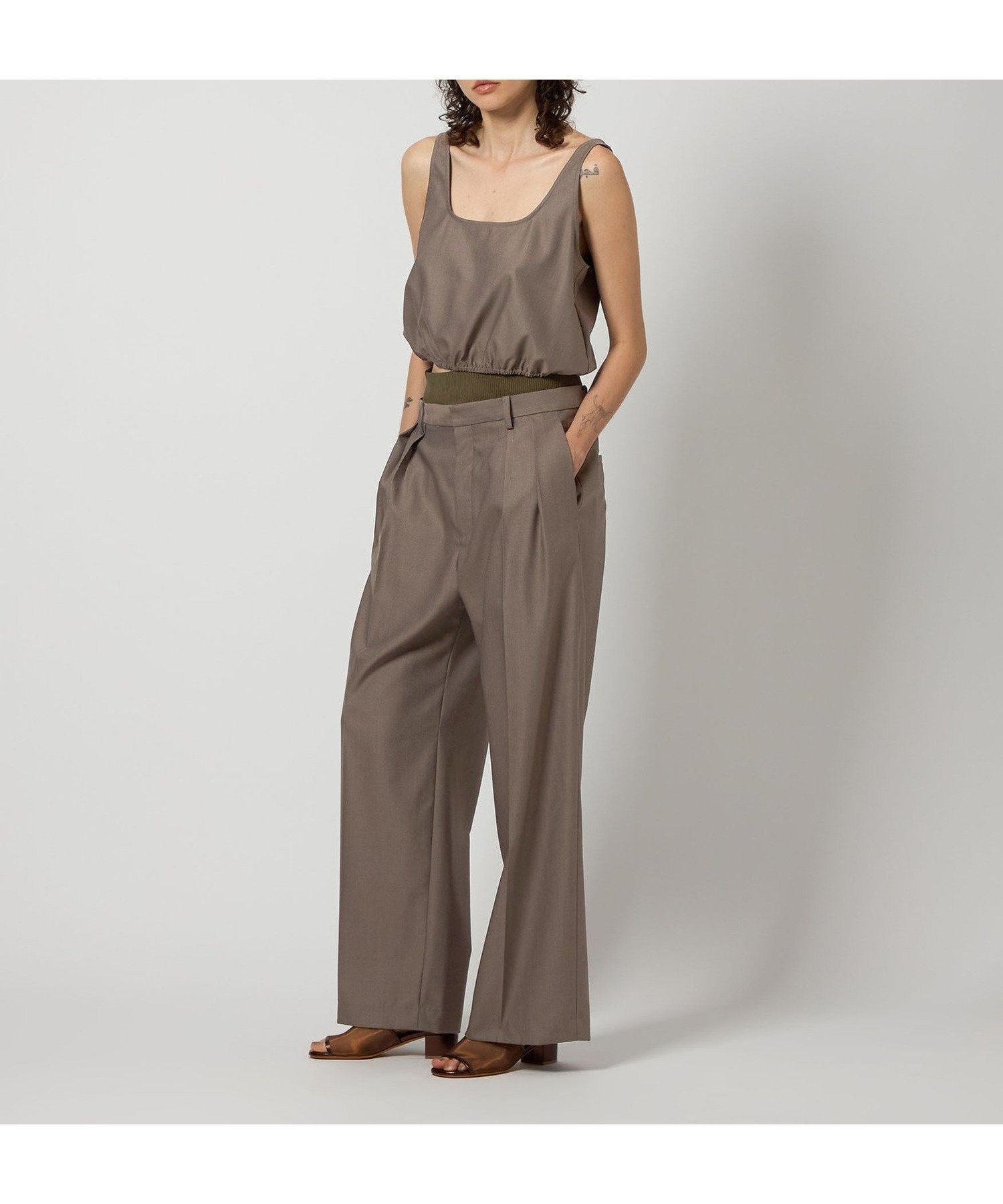 【ユナイテッドアローズ/UNITED ARROWS】の6(ROKU) ギャバジン リブ パンツ 人気、トレンドファッション・服の通販 founy(ファニー) 　ファッション　Fashion　レディースファッション　Fashion for Women　パンツ　Pants & Trousers　ショート　Short, Short Length　セットアップ　Set-Up, Coordinated Outfit　なめらか　Smooth, Silky Texture　フィット　Fit, Slim Fit　リラックス　Relax, Relaxed Fit　ループ　Loop, Loop Knit　アウトレット　Outlet / Clearance　 other-1|ID: prp329100004828626 ipo3291000000035141834