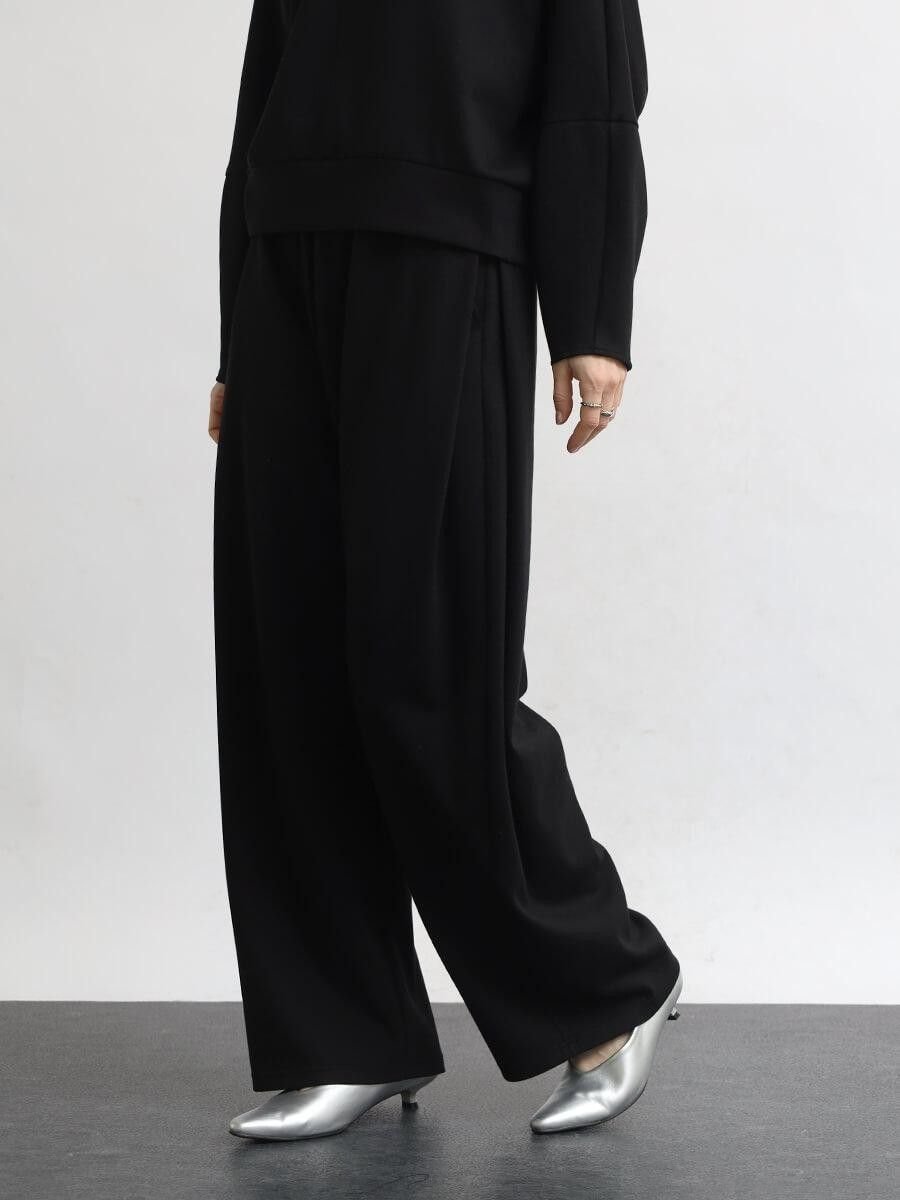 【ラシュッド/LASUD】のサイドタックストレッチワイドパンツ インテリア・キッズ・メンズ・レディースファッション・服の通販 founy(ファニー) 　ファッション　Fashion　レディースファッション　Fashion for Women　パンツ　Pants & Trousers　スウェット / スエット　Sweatshirt, Sweatwear　ストレッチ　Stretch, Stretchy Fabric　ストレート　Straight, Straight Cut　ドローコード　Drawcord, Drawstring Cord　ワイド　Wide, Wide Fit　エレガント 上品　Elegant　ブラック|ID: prp329100004828631 ipo3291000000035141884