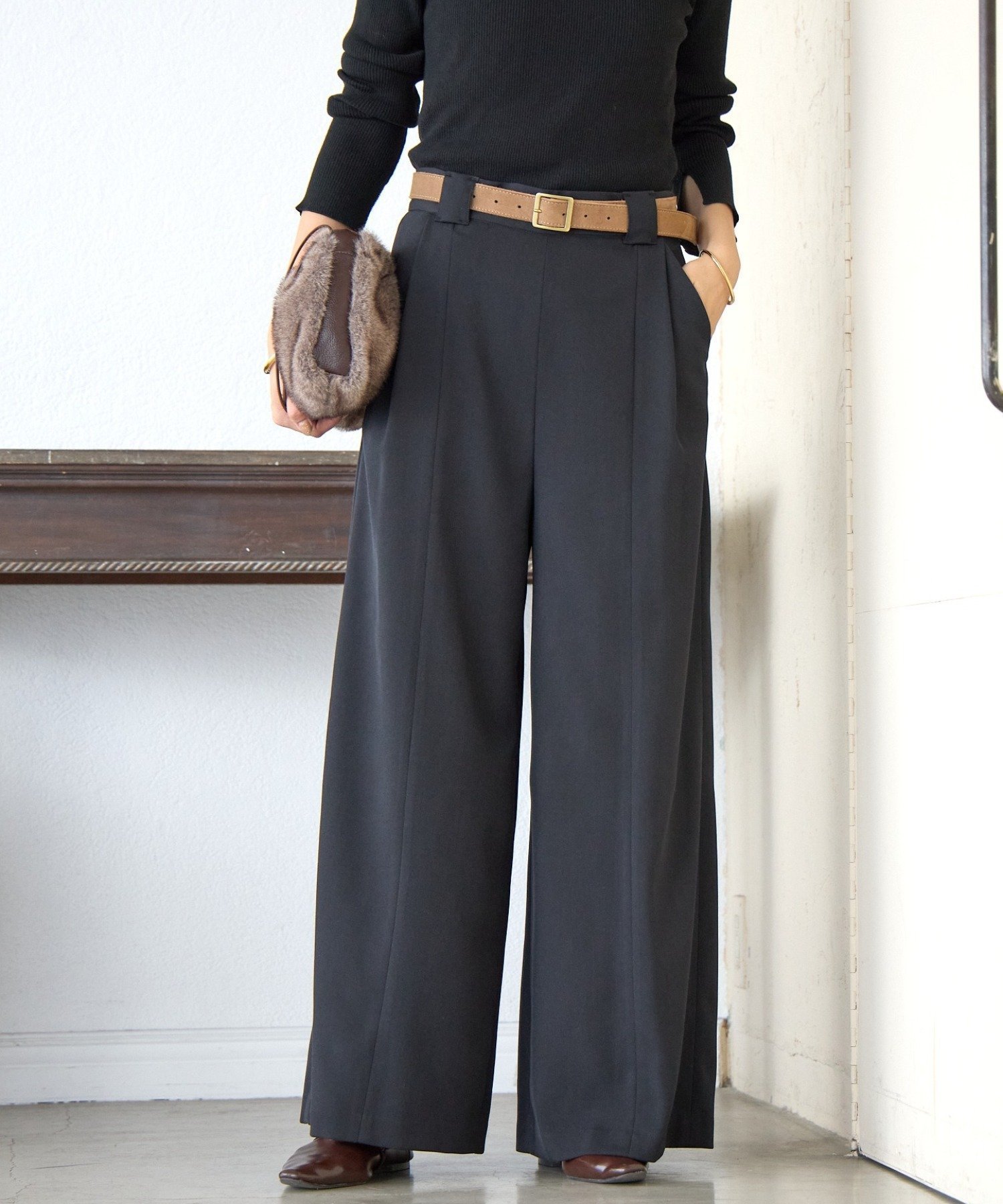 【リヴドロワ/RIVE DROITE】の【a Nice (ア ・ニース)】Twoolワイドパンツ インテリア・キッズ・メンズ・レディースファッション・服の通販 founy(ファニー) 　ファッション　Fashion　レディースファッション　Fashion for Women　パンツ　Pants & Trousers　コレクション　Collection, Seasonal Line　ジャカード／ジャガード　Jacquard, Woven Pattern　センター　Center, Center Line　ツイル　Twist, Twisted Detail　フリンジ　Fringe, Tassel　フロント　Front, Front Design　ポケット　Pocket, Pocket Detail　ループ　Loop, Loop Knit　レース　Lace, Lace Fabric　ワイド　Wide, Wide Fit　ワーク　Workwear, Utility Style　エレガント 上品　Elegant　ブラック|ID: prp329100004828658 ipo3291000000035142140