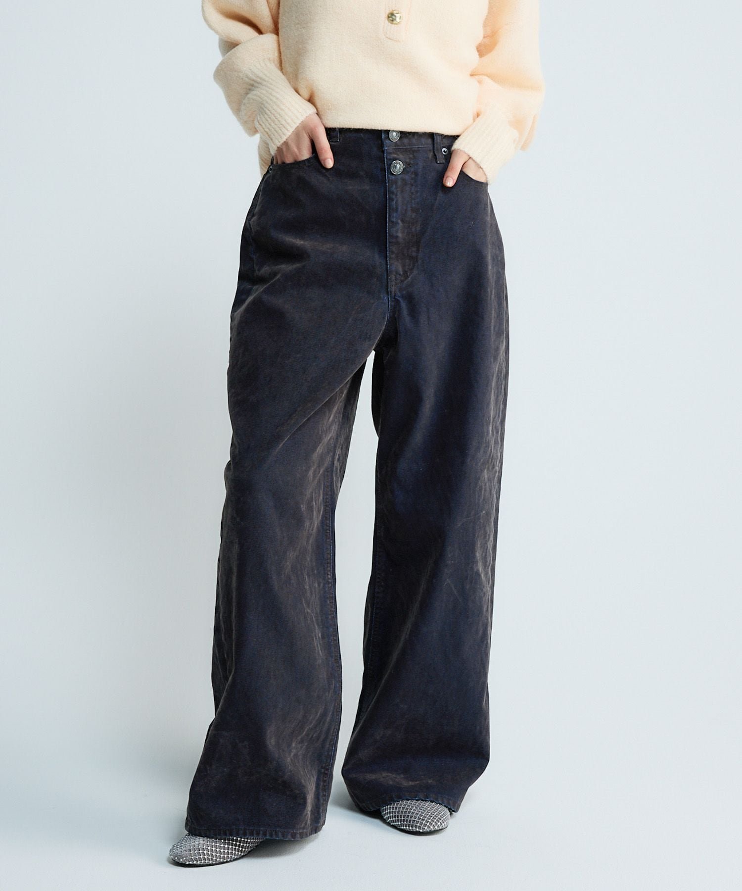 【ジーナシス/JEANASiS】のフロッキーワイドデニム インテリア・キッズ・メンズ・レディースファッション・服の通販 founy(ファニー) 　ファッション　Fashion　レディースファッション　Fashion for Women　クラシカル　Classical, Vintage-Inspired　今季　This Season, Current Season　ジャケット　Jacket, Outerwear　スウェット / スエット　Sweatshirt, Sweatwear　デニム　Denim, Jeans Material　トレンド　Trend, Trending Now　ベルベット　Velvet, Velvety　ワイド　Wide, Wide Fit　おすすめ　Recommended / Our Picks　ブラック系その他|ID: prp329100004828687 ipo3291000000035142504