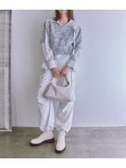 【エミ/emmi】のタックフォルムカーゴパンツ 人気、トレンドファッション・服の通販 founy(ファニー) ファッション Fashion レディースファッション Fashion for Women パンツ Pants & Trousers オータム Autumn Fashion カーゴパンツ Cargo Pants, Utility Pants スマート Smart, Elegant フォルム Silhouette, Form ポケット Pocket, Pocket Detail 人気 Popular, Best Seller thumbnail WHT[001]|ID: prp329100004828697 ipo3291000000035142586