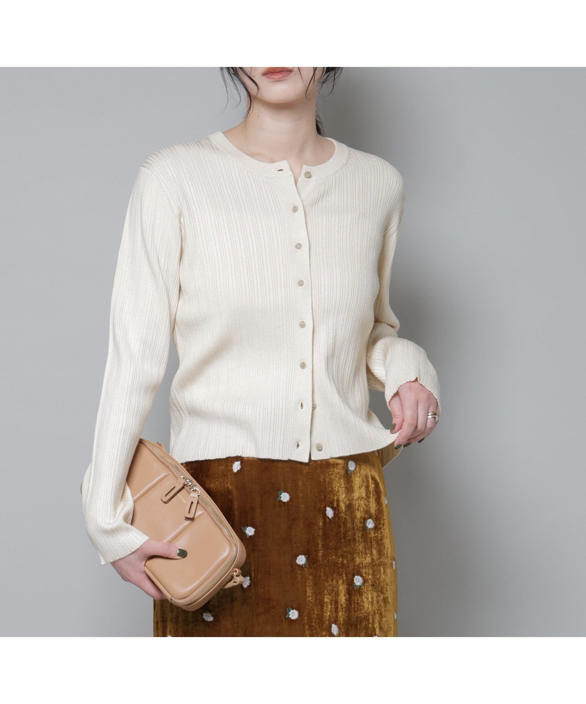 【ナノ ユニバース/nano universe】のホホバオイル加工ランダムリブカーディガン インテリア・キッズ・メンズ・レディースファッション・服の通販 founy(ファニー) 　ファッション　Fashion　レディースファッション　Fashion for Women　トップス・カットソー　Cut & Sew Tops　カーディガン・羽織り　Layered Style Cardigans　アクセサリー　Fashion Accessories　インナー　Innerwear　カットソー　Cut and Sewn Top　カーディガン　Cardigan, Knitwear　コンパクト　Compact, Small Size　バランス　Balance, Style Balance　フロント　Front, Front Design　ベーシック　Basic, Essential　ワイド　Wide, Wide Fit　おすすめ　Recommended / Our Picks　エレガント 上品　Elegant　2025年　2025　2025-2026秋冬・A/W　Autumn/Winter 2025–26 AW25–26　オフホワイト1|ID: prp329100004828711 ipo3291000000035142724