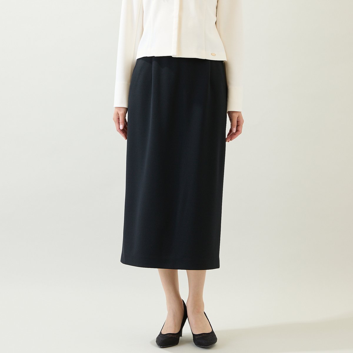 【ローズティアラ/Rose Tiara】の【UVカット】セミタイトスカート インテリア・キッズ・メンズ・レディースファッション・服の通販 founy(ファニー) 　ファッション　Fashion　レディースファッション　Fashion for Women　スカート　Skirts　シンプル　Simple, Minimal　ジャケット　Jacket, Outerwear　スリット　Slit, Slit Detail　セットアップ　Set-Up, Coordinated Outfit　ポケット　Pocket, Pocket Detail　ブラック|ID: prp329100004828714 ipo3291000000035142750