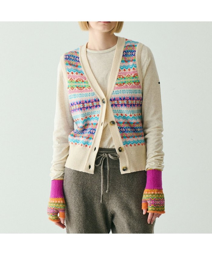 【ビショップ/Bshop】のフェアアイル Vネックニットベスト WOMEN インテリア・キッズ・メンズ・レディースファッション・服の通販 founy(ファニー) https://founy.com/ ファッション Fashion レディースファッション Fashion for Women アウター Coat / Outerwear Collection トップス・カットソー Cut & Sew Tops ニット Knit Tops & Sweaters ベスト&ジレ / 重ね着スタイル Vests & Gilets Vネックトップス V-Neck Tops / V-Cut Neckline Shirts カラフル Colorful Design テクスチャー Texture, Textured Fabric フィット Fit, Slim Fit フロント Front, Front Design ベスト Vest, Waistcoat ミックス Mix, Mixed Style レギュラー Regular, Standard Fit |ID: prp329100004828729 ipo3291000000036164180
