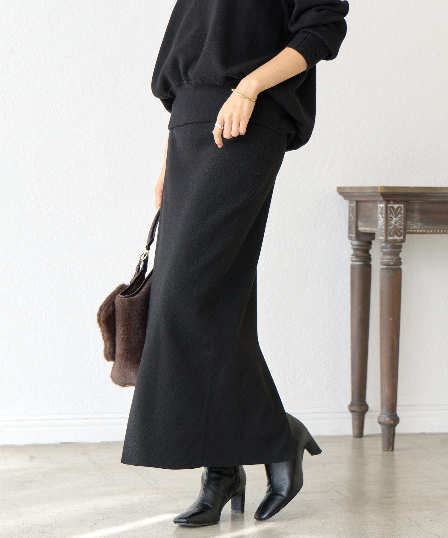 【リヴドロワ/RIVE DROITE】の【楽ちん美シルエット】コットンストレッチニットスカート インテリア・キッズ・メンズ・レディースファッション・服の通販 founy(ファニー) 　ファッション　Fashion　レディースファッション　Fashion for Women　スカート　Skirts　ストレッチ　Stretch, Stretchy Fabric　ポケット　Pocket, Pocket Detail　楽ちん　Easy Fit, Comfortable　再入荷　Restock / Back in Stock　おすすめ　Recommended / Our Picks　エレガント 上品　Elegant　ブラック|ID: prp329100004828731 ipo3291000000035143024