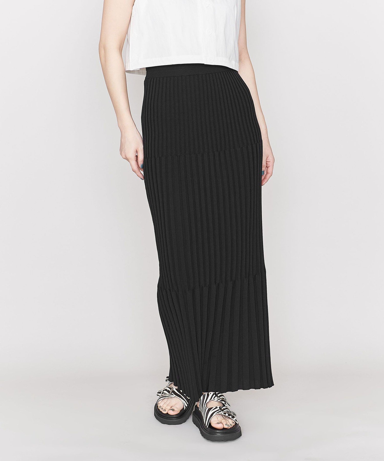 【ユナイテッドアローズ/UNITED ARROWS】のASTRAET リブ マキシスカート インテリア・キッズ・メンズ・レディースファッション・服の通販 founy(ファニー) ファッション Fashion レディースファッション Fashion for Women スカート Skirts ストレート Straight, Straight Cut タイトスカート Pencil Skirt, Tight Skirt フレア Flare, Flared マキシ Maxi, Full Length ワイドリブ Wide Rib, Wide Ribbed Knit アウトレット Outlet / Clearance エレガント 上品 Elegant BLACK|ID: prp329100004828735 ipo3291000000035143069