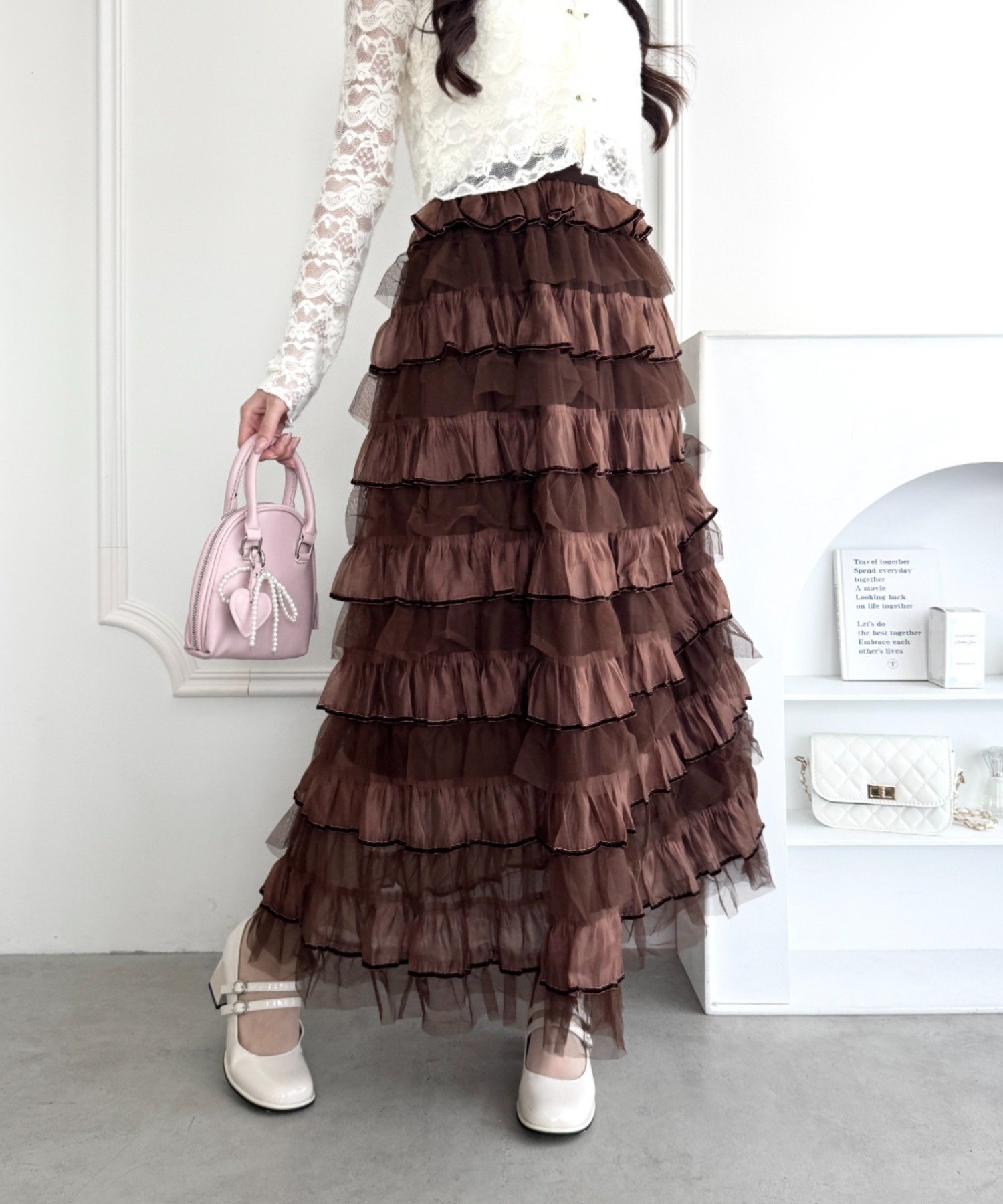 【アウトフィッター ラボ/Outfitter lab】のベロアトリムティアードスカート インテリア・キッズ・メンズ・レディースファッション・服の通販 founy(ファニー) ファッション Fashion レディースファッション Fashion for Women スカート Skirts ティアードスカート Tiered Skirts ウェーブ Wavy Pattern オーガンジー Organza Fabric カーディガン Cardigan, Knitwear ガーリー Girly, Feminine Style シンプル Simple, Minimal スウェット / スエット Sweatshirt, Sweatwear スポーツ Sports, Activewear チュール Tulip, Tulip Motif バランス Balance, Style Balance バレエ Ballet, Ballet Style パーカー Hoodie, Parka ビスチェ Bustier, Corset Top フレア Flare, Flared ベロア Velour, Soft Velvet ボトム Bottoms, Lower Wear ロング Long, Long-Length 冬 Winter / This Winter A/W・秋冬 Autumn/Winter ブラウン|ID: prp329100004828749 ipo3291000000035143252