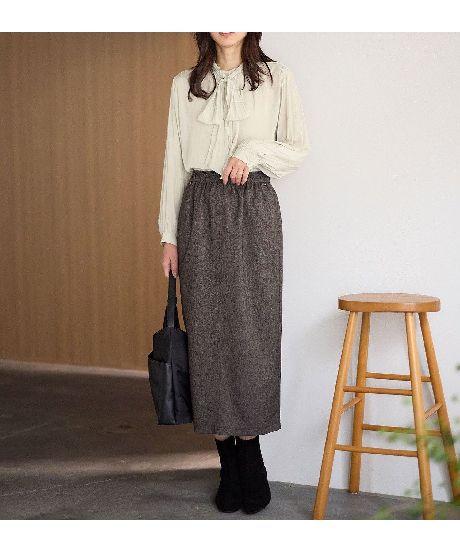 【エニー/ANY】の【ウエストゴム】クラシカルツイードタイトスカート 人気、トレンドファッション・服の通販 founy(ファニー) 　ファッション　Fashion　レディースファッション　Fashion for Women　スカート　Skirts　おすすめ　Recommended / Our Picks　クラシカル　Classical, Vintage-Inspired　シンプル　Simple, Minimal　スウェット / スエット　Sweatshirt, Sweatwear　スリット　Slit, Slit Detail　ツイード　Twill, Twill Weave　トレンド　Trend, Trending Now　再入荷　Restock / Back in Stock　 other-1|ID: prp329100004828751 ipo3291000000035143292