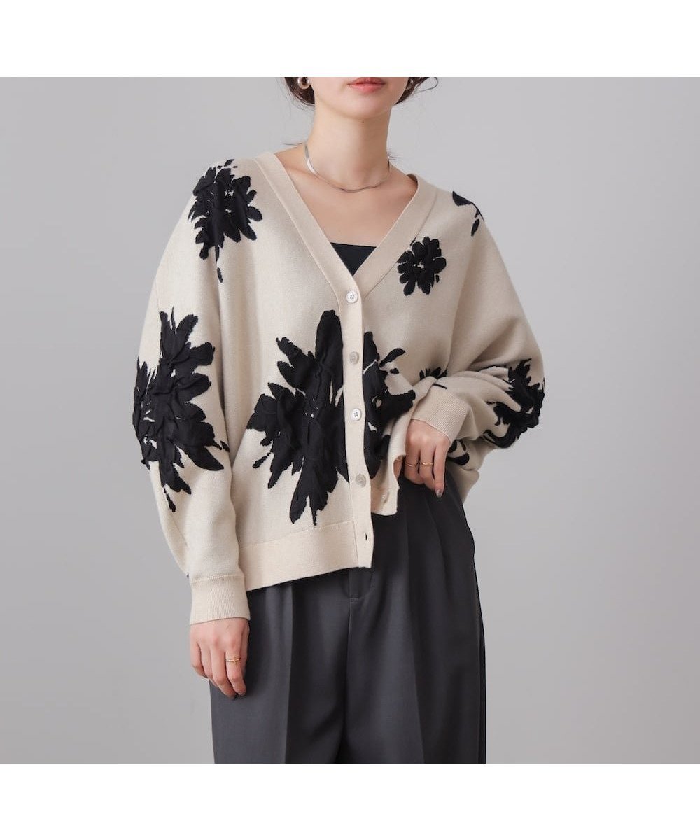 【バブ ブージュルード/Bab Bou Jeloud】の新色登場 【WEB限定】フラワージャガードドルマンニットカーディガン インテリア・キッズ・メンズ・レディースファッション・服の通販 founy(ファニー) 　ファッション　Fashion　レディースファッション　Fashion for Women　トップス・カットソー　Cut & Sew Tops　ニット　Knit Tops & Sweaters　カーディガン・羽織り　Layered Style Cardigans　フラワー　Flower, Floral　リラックス　Relax, Relaxed Fit　再入荷　Restock / Back in Stock　ECRU|ID: prp329100004828779 ipo3291000000035143563
