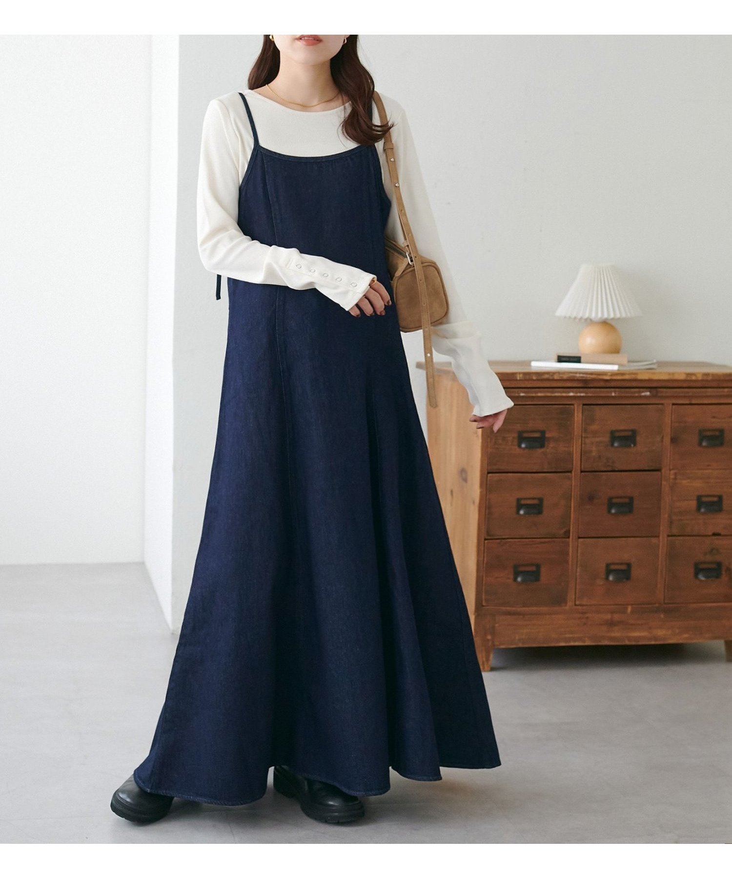 【ディスコート/Discoat】の【SS先行 】デニムフレアキャミワンピース インテリア・キッズ・メンズ・レディースファッション・服の通販 founy(ファニー) 　ファッション　Fashion　レディースファッション　Fashion for Women　ワンピース　Dresses　キャミソールワンピース　Camisole Dresses　ネイビー|ID: prp329100004828792 ipo3291000000035143710