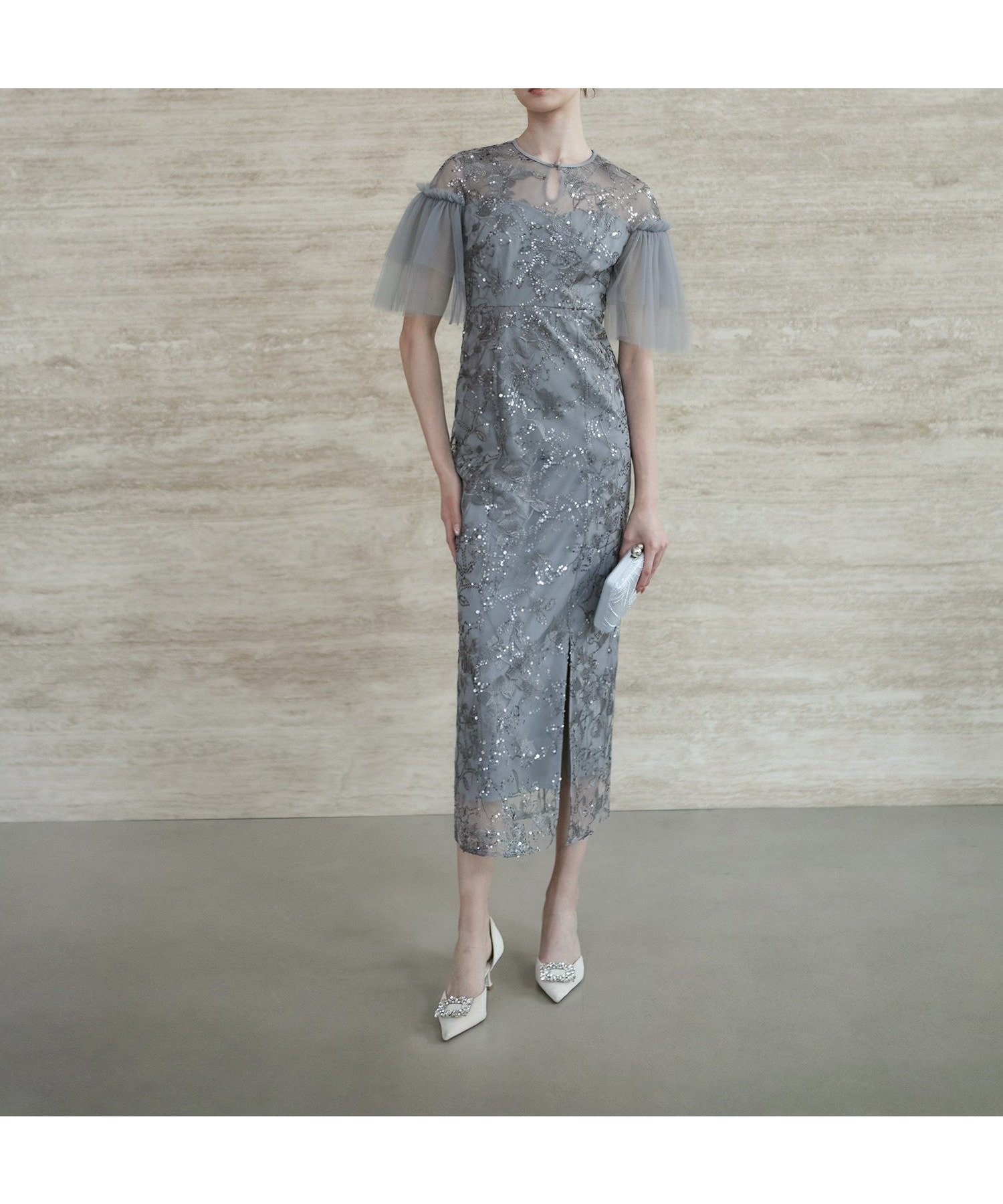 【レジャ/Leja】のLeja-フラワースパンコールチュールスリーブIラインドレス結婚式 インテリア・キッズ・メンズ・レディースファッション・服の通販 founy(ファニー) 　ファッション　Fashion　レディースファッション　Fashion for Women　ワンピース　Dresses　フォーマル・パーティードレス・結婚式用ドレス　Elegant & Casual Dresses　スパンコール　Sequins, Sequin Embellishment　スリット　Slit, Slit Detail　ドレス　Dress, One-Piece　フォーマル　Formal, Dressy　フロント　Front, Front Design　エレガント 上品　Elegant　結婚式　Wedding　GRAY|ID: prp329100004828876 ipo3291000000035144857