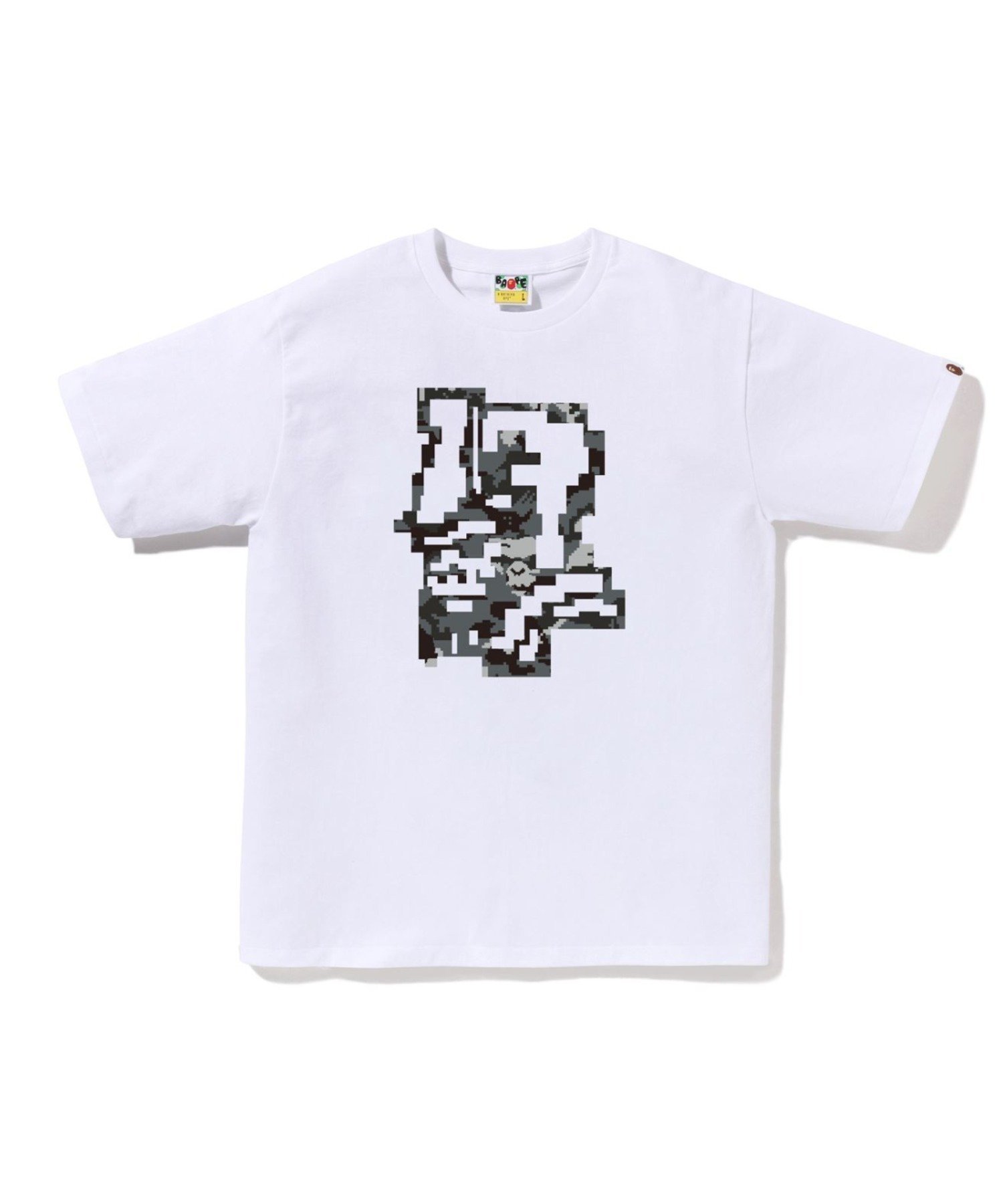 【ア ベイシング エイプ/A BATHING APE】のMULTI PIXEL CAMO DIGITAL GENERAL TEE インテリア・キッズ・メンズ・レディースファッション・服の通販 founy(ファニー) 　ファッション　Fashion　レディースファッション　Fashion for Women　インナー　Innerwear　グラフィック　Graphic, Graphic Design　ショート　Short, Short Length　スリーブ　Sleeve, Long Sleeve / Short Sleeve　フロント　Front, Front Design　プリント　Print, Printed Pattern　ラバー　Rubber, Rubber Sole　WHITE|ID: prp329100004828888 ipo3291000000035145069