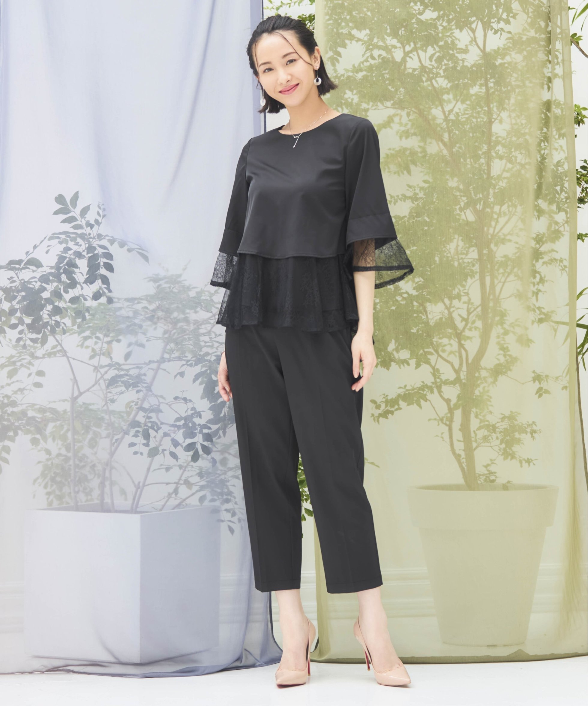 【ドレス/DRESS+】のパンツドレス セットアップ 結婚式 パーティー レース インテリア・キッズ・メンズ・レディースファッション・服の通販 founy(ファニー) 　ファッション　Fashion　レディースファッション　Fashion for Women　セットアップ　Matching Sets　レディースパンツ・ボトムス　Pants & Trousers / Bottoms　くるぶし　Ankle-Length　セットアップ　Set-Up, Coordinated Outfit　ドレス　Dress, One-Piece　フリル　Frill, Ruffle　ベーシック　Basic, Essential　レース　Lace, Lace Fabric　セレモニー　Ceremony　ビジネス 仕事 通勤　Business / Work / Commuting　結婚式　Wedding　披露宴　Wedding Reception　ブラック|ID: prp329100004828889 ipo3291000000035145083