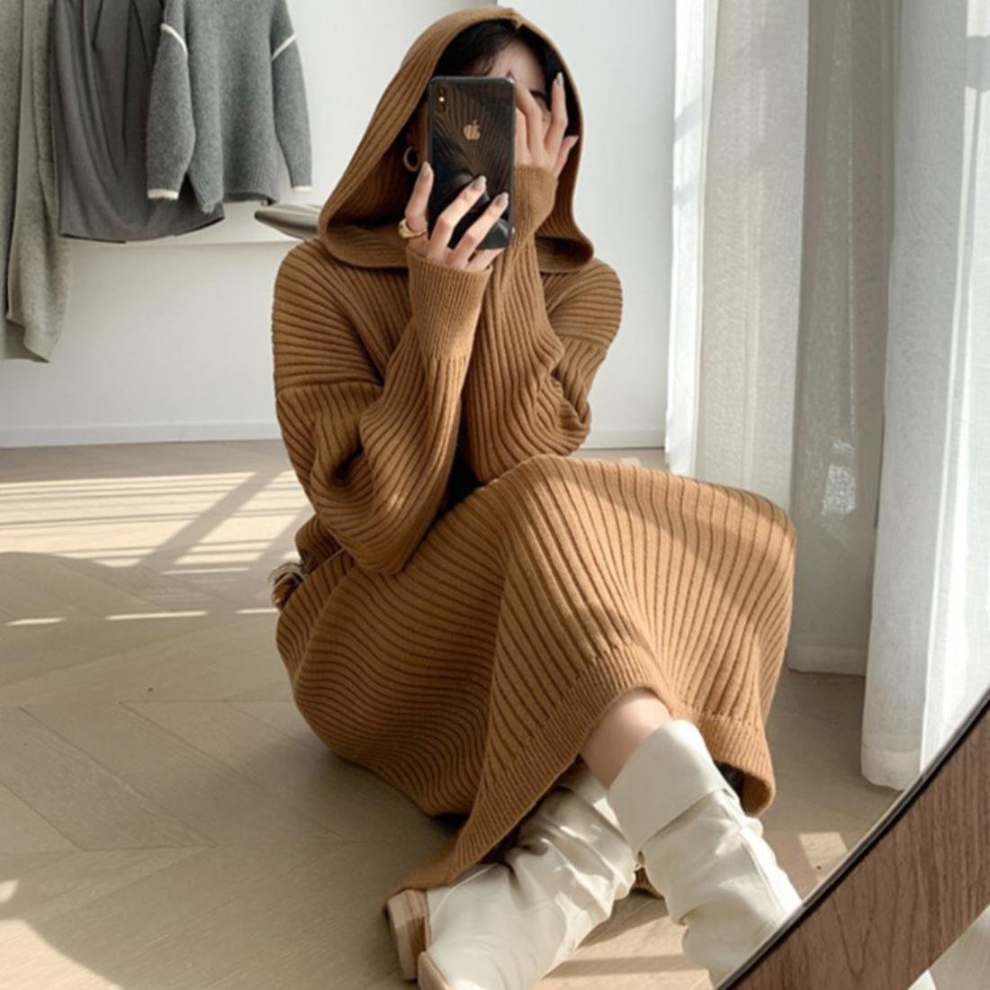 【メゾンドラティール/maison de LATIR】のAラインワンピース 夏服 セレモニー フード付きニットワンピース インテリア・キッズ・メンズ・レディースファッション・服の通販 founy(ファニー) ファッション Fashion レディースファッション Fashion for Women ワンピース Dresses ニットワンピース Knit Dresses Aラインワンピース・フレアシルエット A-Line Dresses / Flared Silhouette Dresses おすすめ Recommended / Our Picks シンプル Simple, Minimal ジュエリー Jewelry, Accessories スニーカー Sneakers, Trainers セレモニー Ceremony リラックス Relax, Relaxed Fit 夏 Summer 結婚式 Wedding ブラウン|ID: prp329100004828891 ipo3291000000035145122