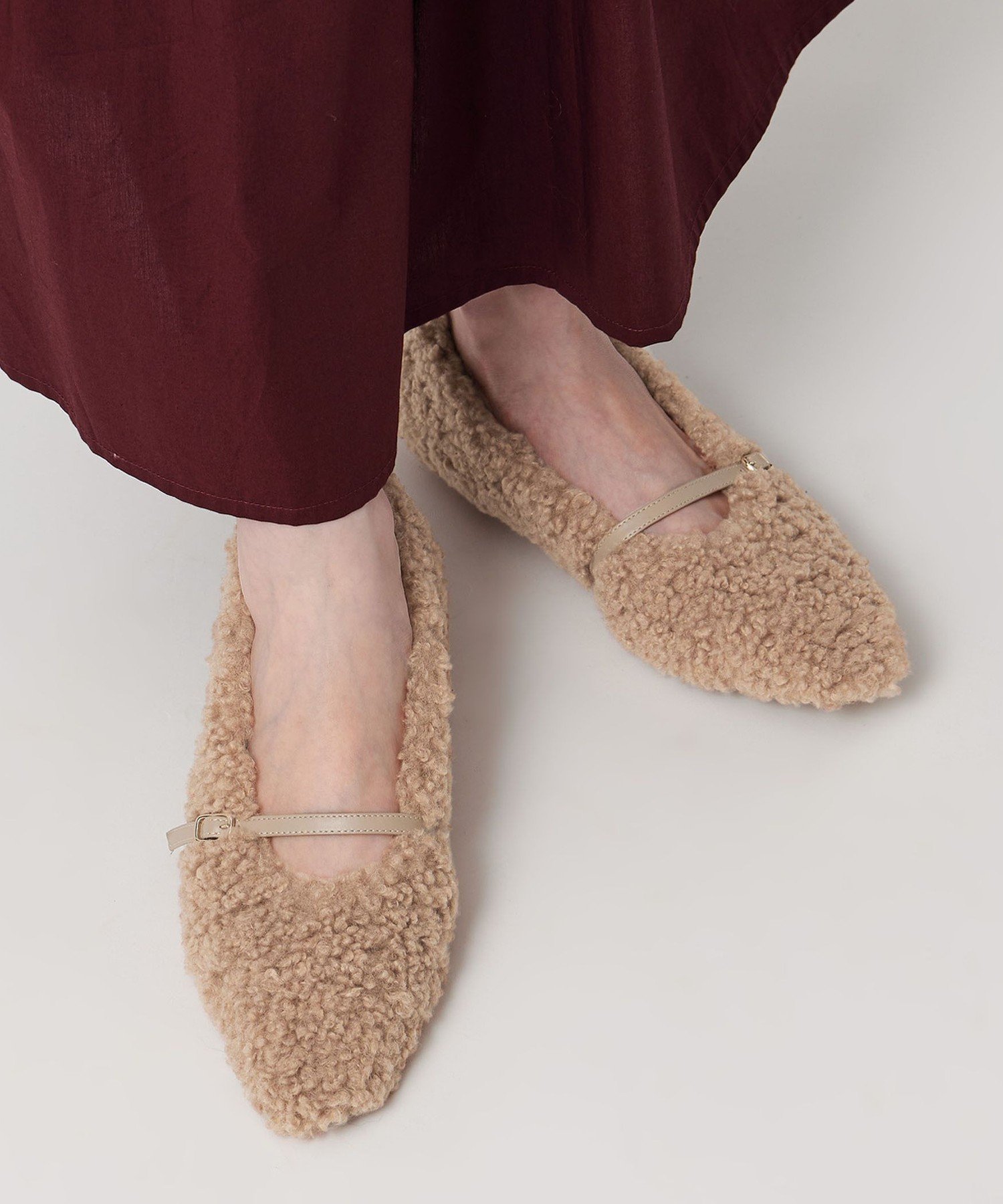 【ユナイテッドアローズ/UNITED ARROWS】のフェイクファー フラットパンプス インテリア・キッズ・メンズ・レディースファッション・服の通販 founy(ファニー) 　ファッション　Fashion　レディースファッション　Fashion for Women　シューズ　Shoes, Footwear　ショート　Short, Short Length　フェイクファー　Faux Fur, Imitation Fur　フラット　Flat, Flat Shoes　BEIGE|ID: prp329100004829271 ipo3291000000035148290