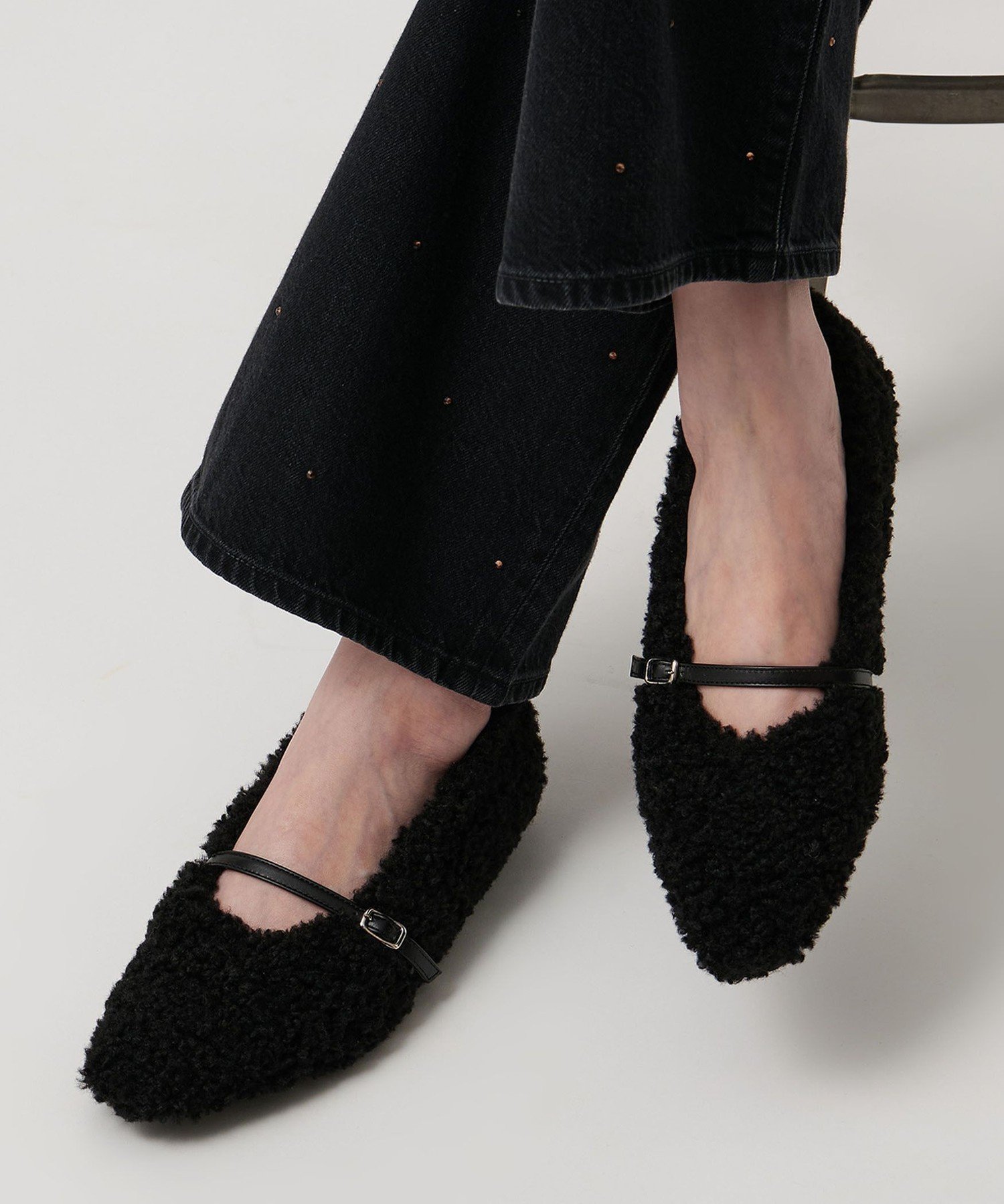 【ユナイテッドアローズ/UNITED ARROWS】のフェイクファー フラットパンプス インテリア・キッズ・メンズ・レディースファッション・服の通販 founy(ファニー) 　ファッション　Fashion　レディースファッション　Fashion for Women　シューズ　Shoes, Footwear　ショート　Short, Short Length　フェイクファー　Faux Fur, Imitation Fur　フラット　Flat, Flat Shoes　BLACK|ID: prp329100004829271 ipo3291000000035148292