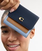 【コーチ/COACH】の【公式】ミラ スモール フラップ ウォレット・カラーブロック 人気、トレンドファッション・服の通販 founy(ファニー) ファッション Fashion レディースファッション Fashion for Women クラシック Classic, Timeless Style コンパクト Compact, Small Size ジップ Zip, Zipper 財布 Wallet, Purse ニューヨーク New York, NYC Style フラップ Flap, Flap Pocket おすすめ Recommended / Our Picks ギフト プレゼント Gift / Present thumbnail BROWN|ID: prp329100004829283 ipo3291000000035148412