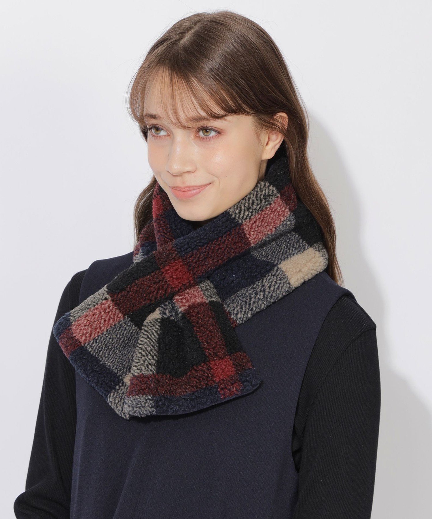 【ブルーレーベル クレストブリッジ/BLUE LABEL CRESTBRIDGE】のクレストブリッジチェックボアマフラー インテリア・キッズ・メンズ・レディースファッション・服の通販 founy(ファニー) ファッション Fashion レディースファッション Fashion for Women マフラー・スヌード / 冬小物の定番 Scarves & Mufflers おすすめ Recommended / Our Picks トレンド Trend, Trending Now マフラー Scarf, Muffler ループ Loop, Loop Knit ネイビーB|ID: prp329100004829302 ipo3291000000035148523