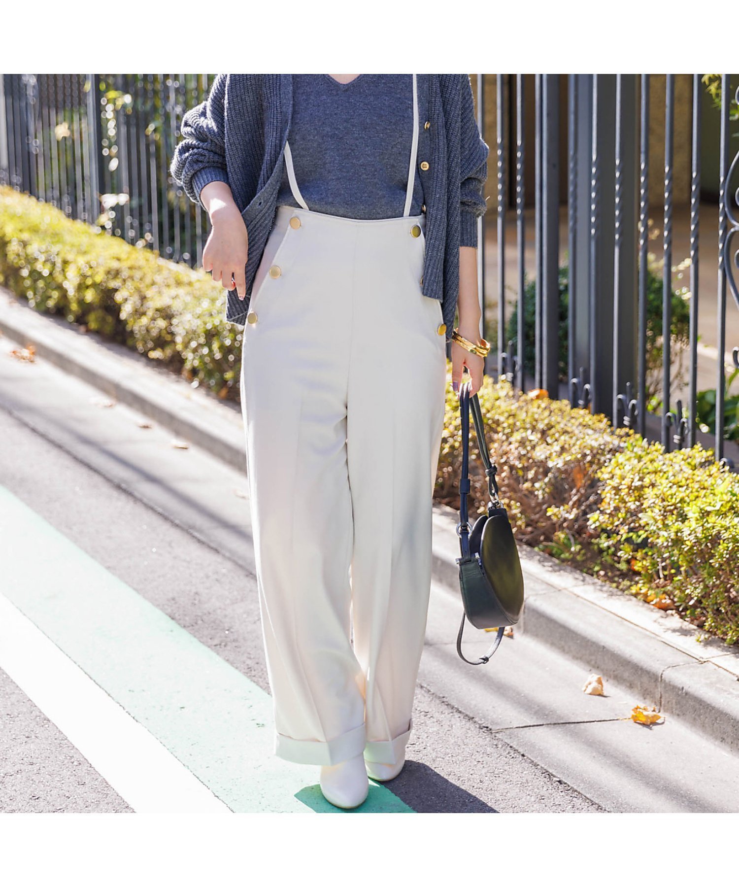 【ルージュヴィフラクレ/Rouge vif la cle】のサスペンダーパンツ3 インテリア・キッズ・メンズ・レディースファッション・服の通販 founy(ファニー) ファッション Fashion レディースファッション Fashion for Women パンツ Pants & Trousers サスペンダー Suspenders, Braces フロント Front, Front Design リボン Ribbon, Bow ワイド Wide, Wide Fit A/W・秋冬 Autumn/Winter アイボリー|ID: prp329100004829545 ipo3291000000035150747