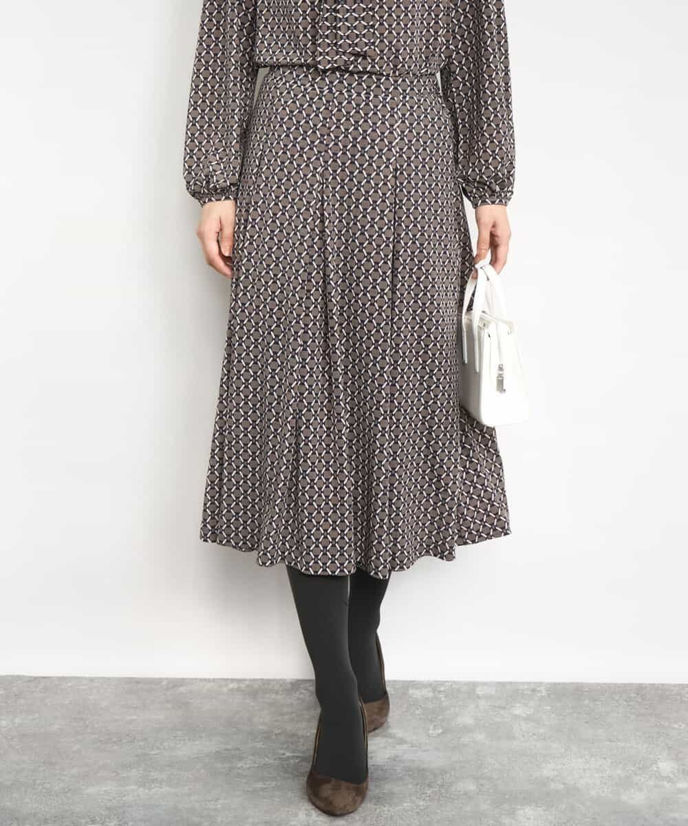 【エムケイ ミッシェルクラン/MK MICHEL KLEIN】のスクエア幾何柄フレアースカート/洗える インテリア・キッズ・メンズ・レディースファッション・服の通販 founy(ファニー) 　ファッション　Fashion　レディースファッション　Fashion for Women　スカート　Skirts　おすすめ　Recommended / Our Picks　カットソー　Cut and Sewn Top　スクエア　Square, Square Shape　セットアップ　Set-Up, Coordinated Outfit　フレアースカート　Flared Skirt, A-Line Skirt　ビジネス 仕事 通勤　Business / Work / Commuting　冬　Winter / This Winter　夏　Summer　春　Spring　洗える　Machine Washable　秋　Autumn　ダークブラウン|ID: prp329100004829562 ipo3291000000035151106